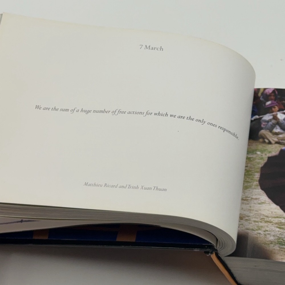 Buddhist Offerings 365 Days Danielle & Olivier Follmi Hardcover Thames & Hudson