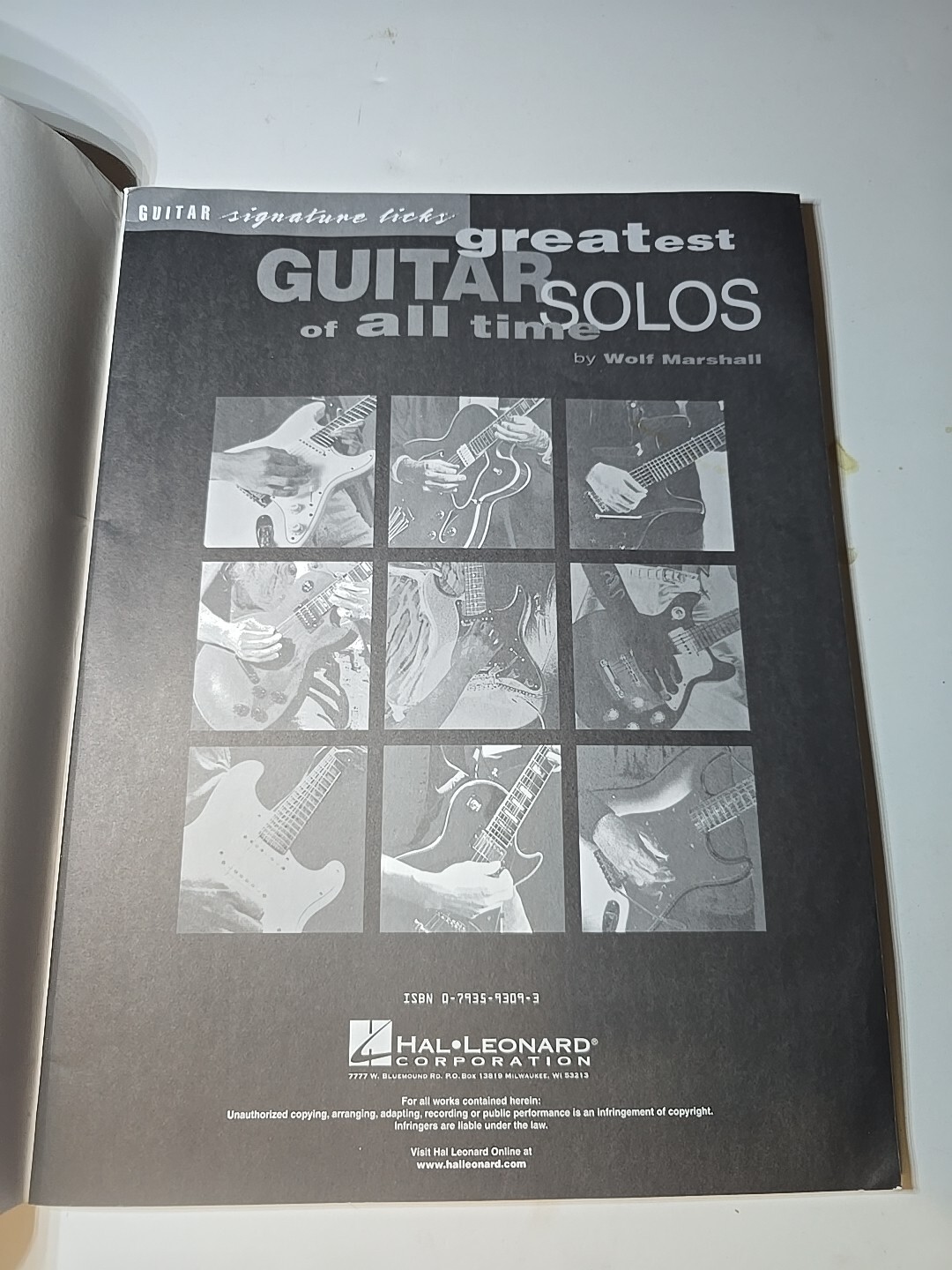 Greatest Guitar Solos of All Time: Signature Licks 1022 (No CD)