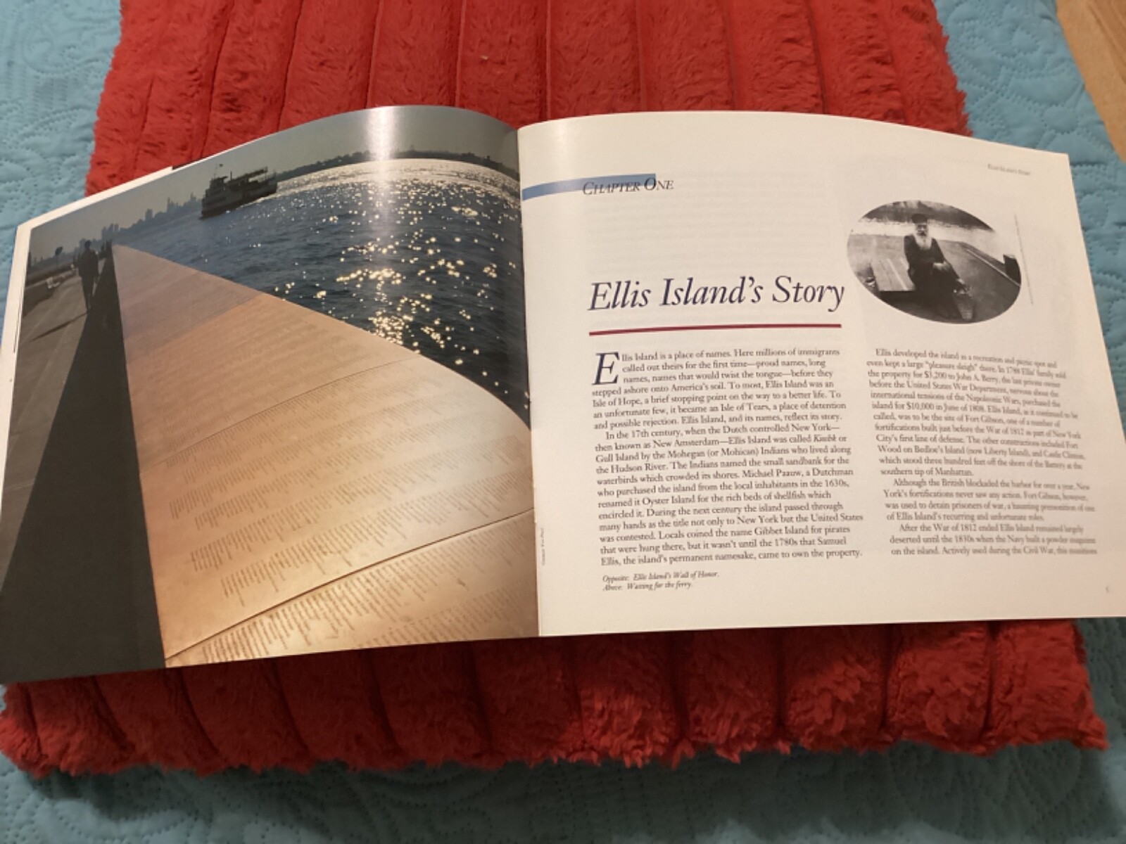 ELLIS ISLAND, OFFICIAL SOUVENIR GUIDE, 40 PAGES by B. COLIN HAMBLIN/FREE P & H