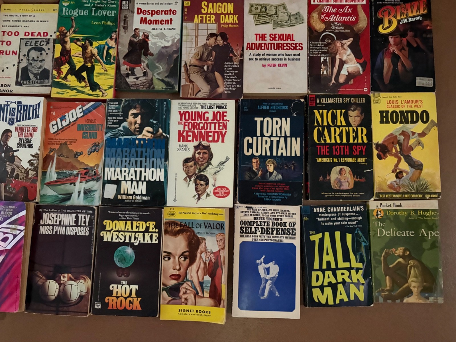 vintage paperback lot 55 Ross John D. MacDonald tie in pulp sleaze men Matheson