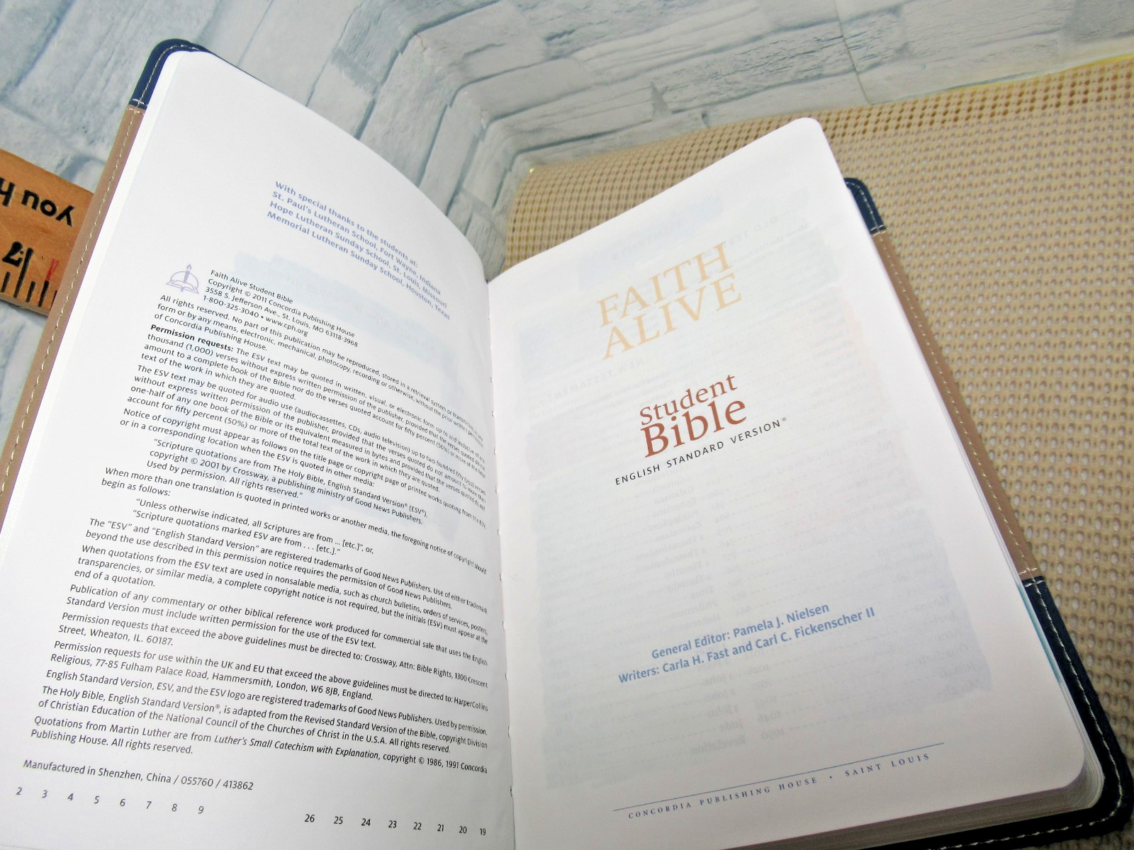 Faith Alive Student Bible ESV / Soft cover / Imitation leather / 2011