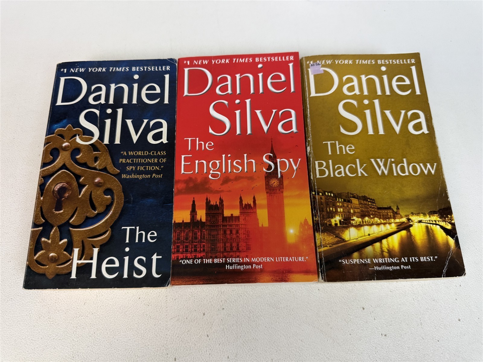 Daniel Silva Lot 22 Paperbacks including 19 Gabriel Allon series
