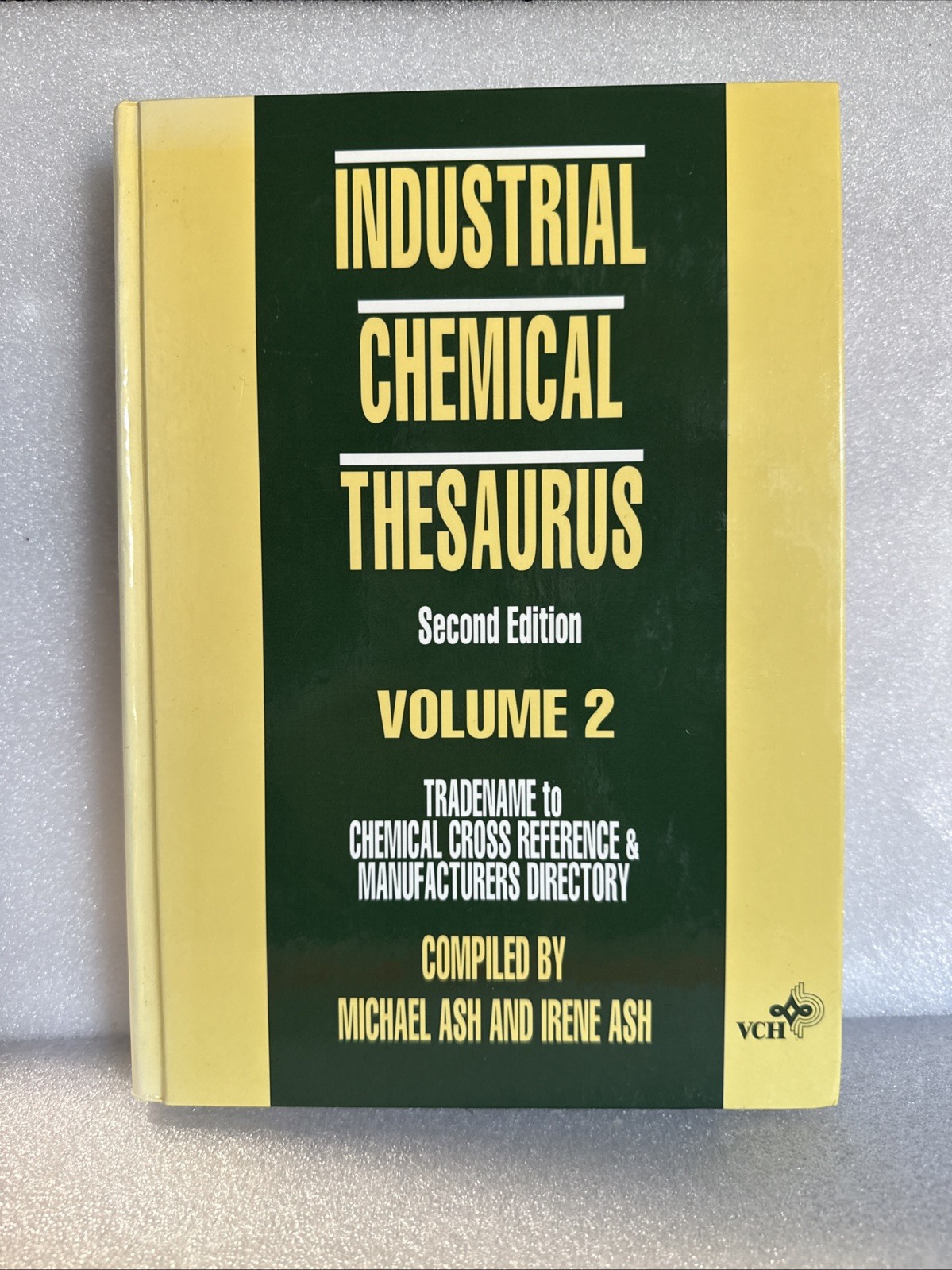 Industrial Chemical Thesaurus 2nd Edition By Ash, Michael & Irene Ash Vol 1-2.