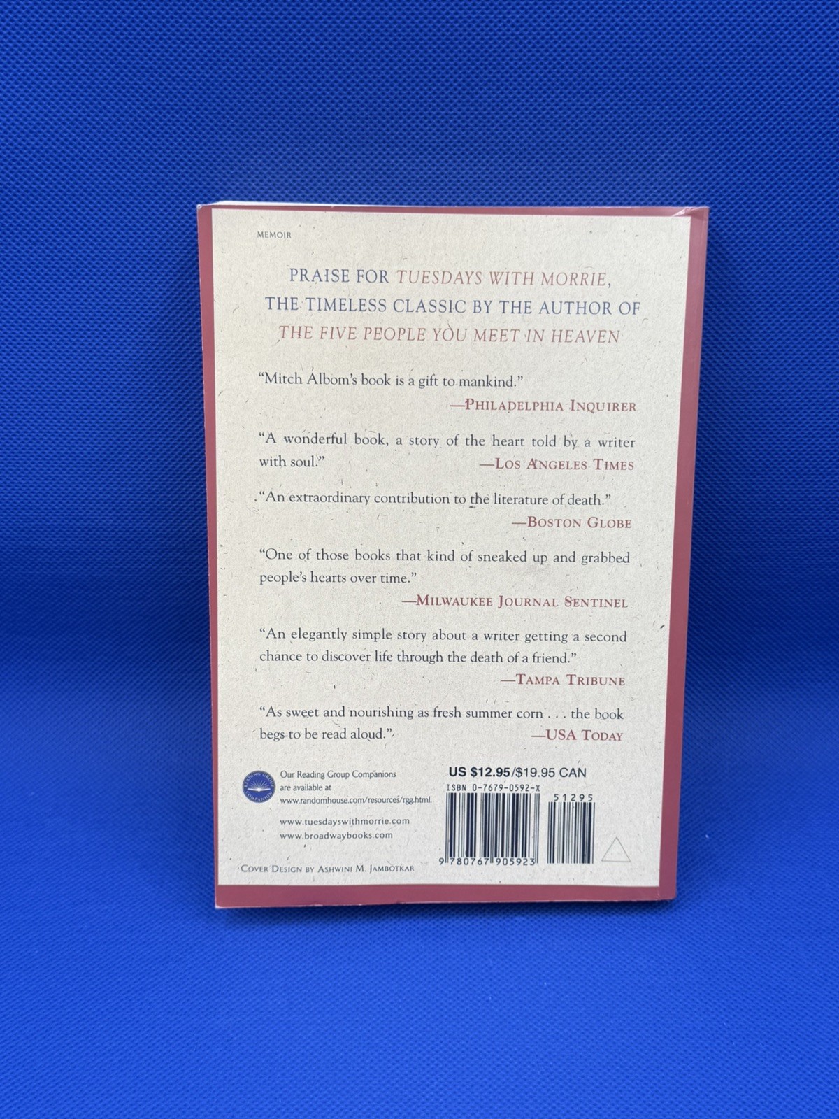 Tuesdays with Morrie : An Old Man, a Young Man, and Life’s Greatest Lesson Albom