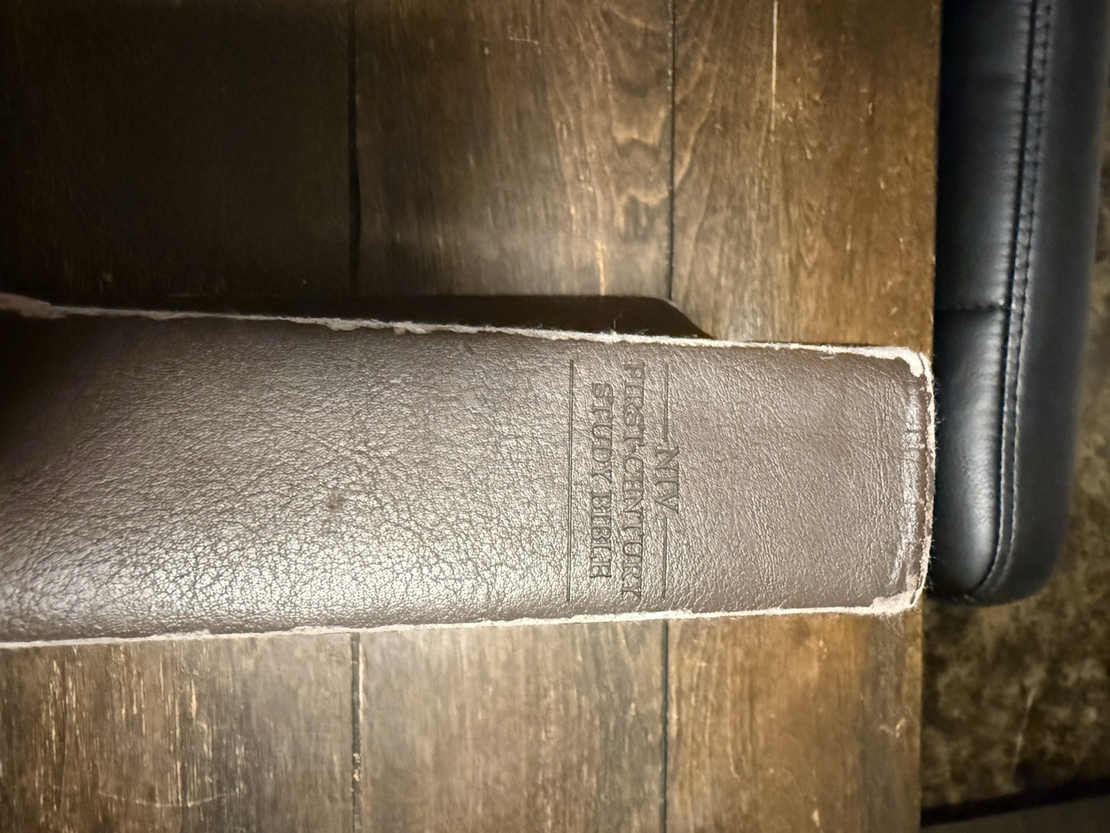 Zondervan NIV First Century Study Bible Dobson Italian Duo Tone Chocolate Orchid