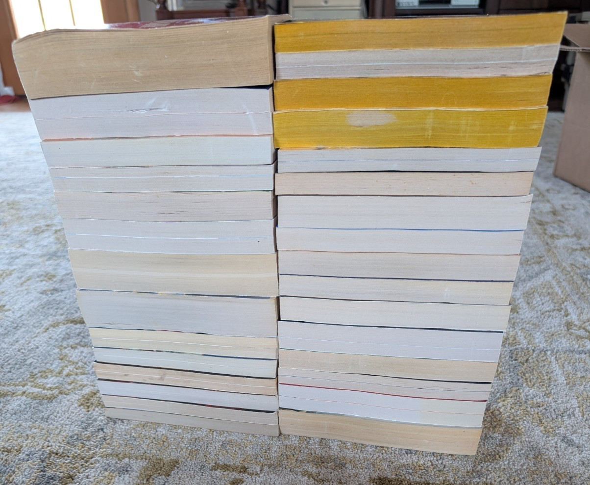 Lot of 30 Louis L’Amour Paperback western Books Novels 1980’s-Early 2010’s