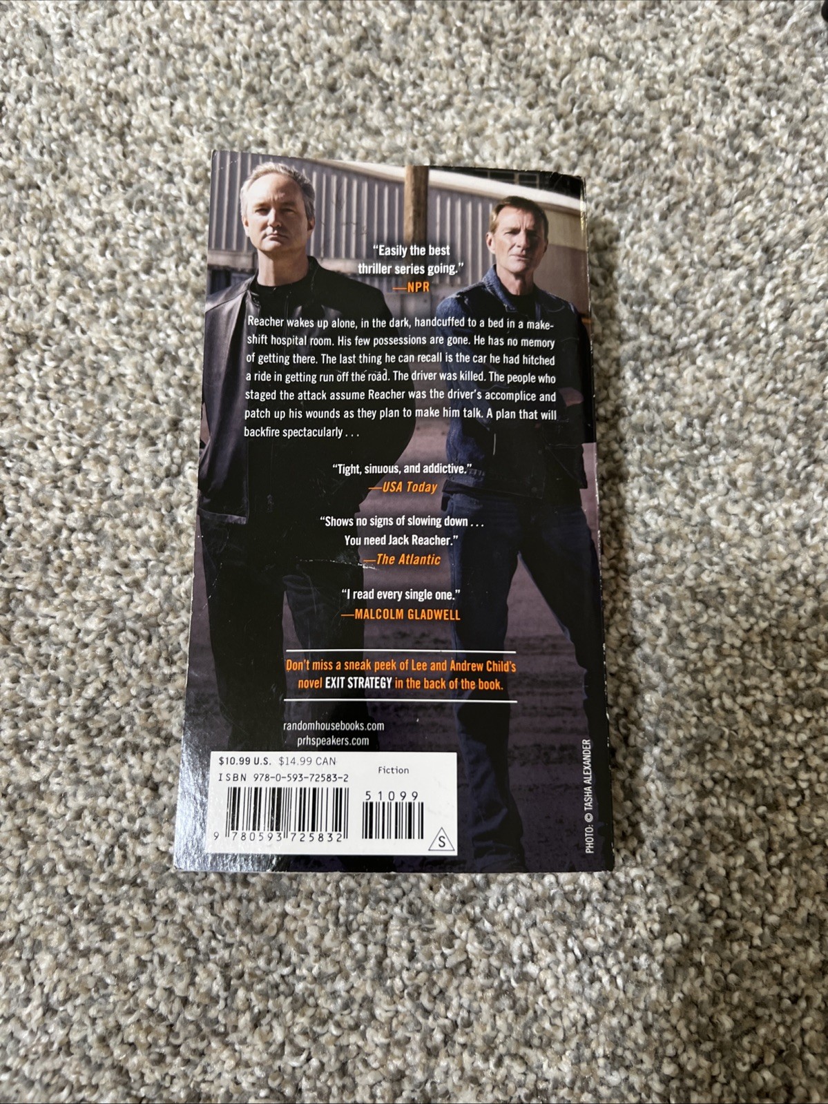 In Too Deep : A Reacher Novel by Lee Child and Andrew Child (2025, Us-Tall Rack