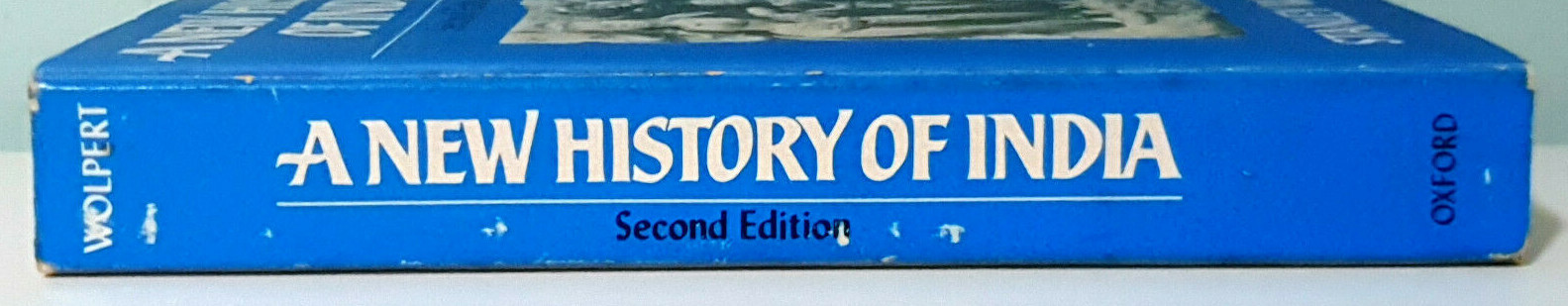 A New History of India: Second Edition! 1982 Book by Stanley Wolpert!