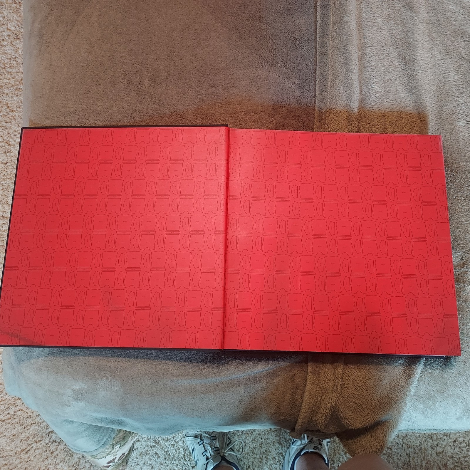 UNDER ARMOUR THE FIRST TWENTY YEARS – MASSIVE COFFEE TABLE BOOK – RARE