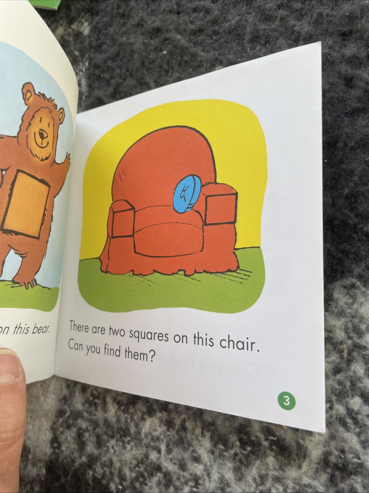 FIRST LITTLE READERS, LIZ CHARLESWORTH, SQUARES ARE EVERYWHERE, 14 by 14CM