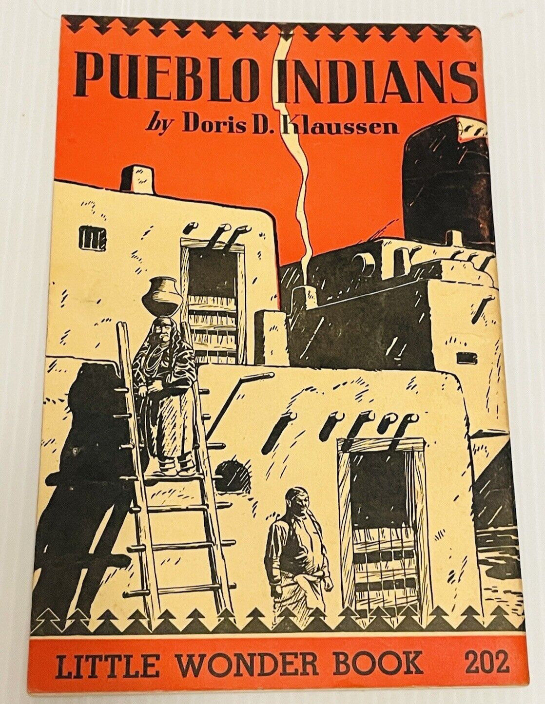 Little Wonder Book Lot of 10 in red covers little books from the 1940s pre-owned