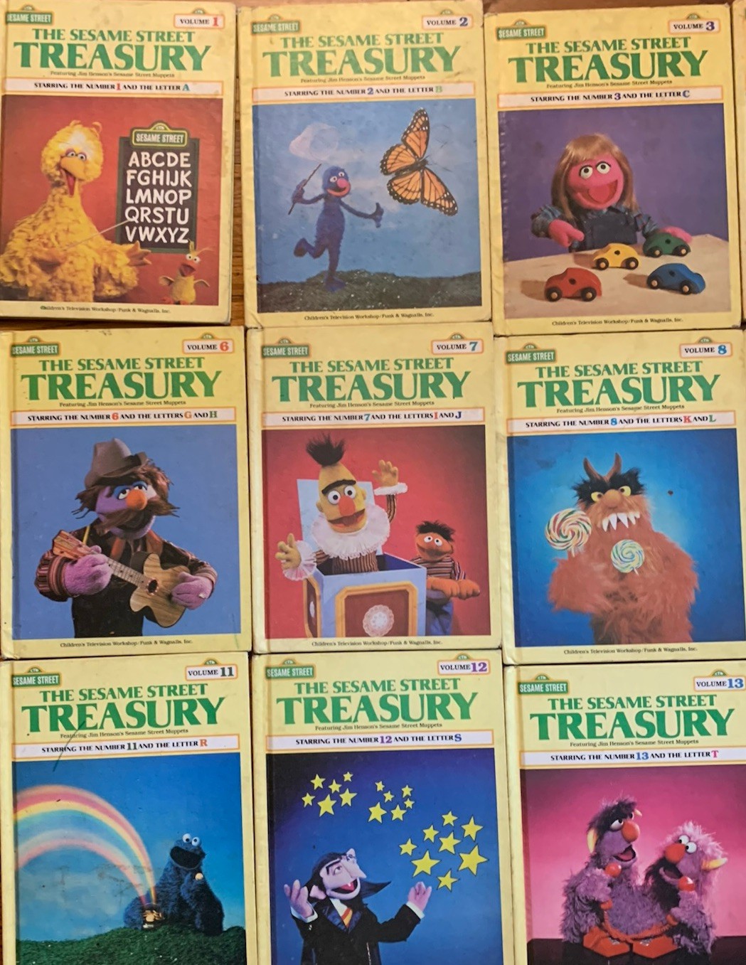 Vintage 1983 – The Sesame Street Treasury – Volumes 1 to 15 – Complete Set