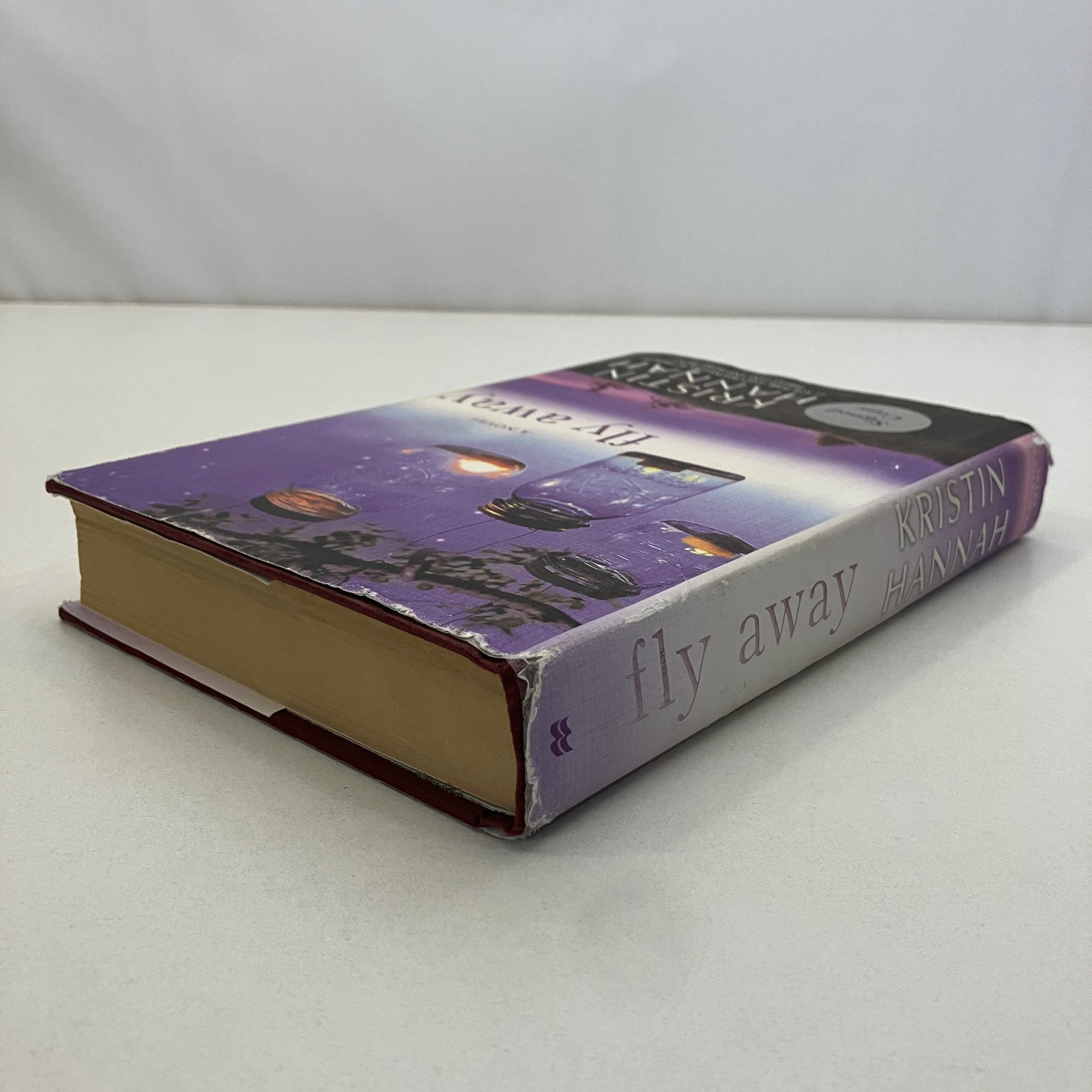 Fly Away Kristin Hannah SIGNED St Martin’s Press 2013 HCDJ Family Heartwarming
