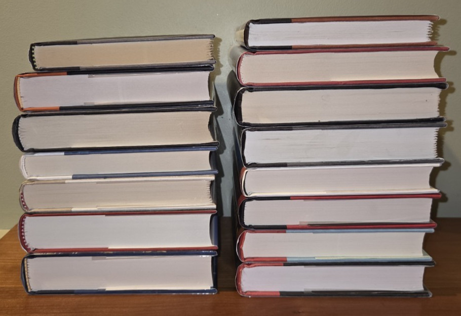 Random lot of 15 books including 1st printing of The Martian (Andy Weir)