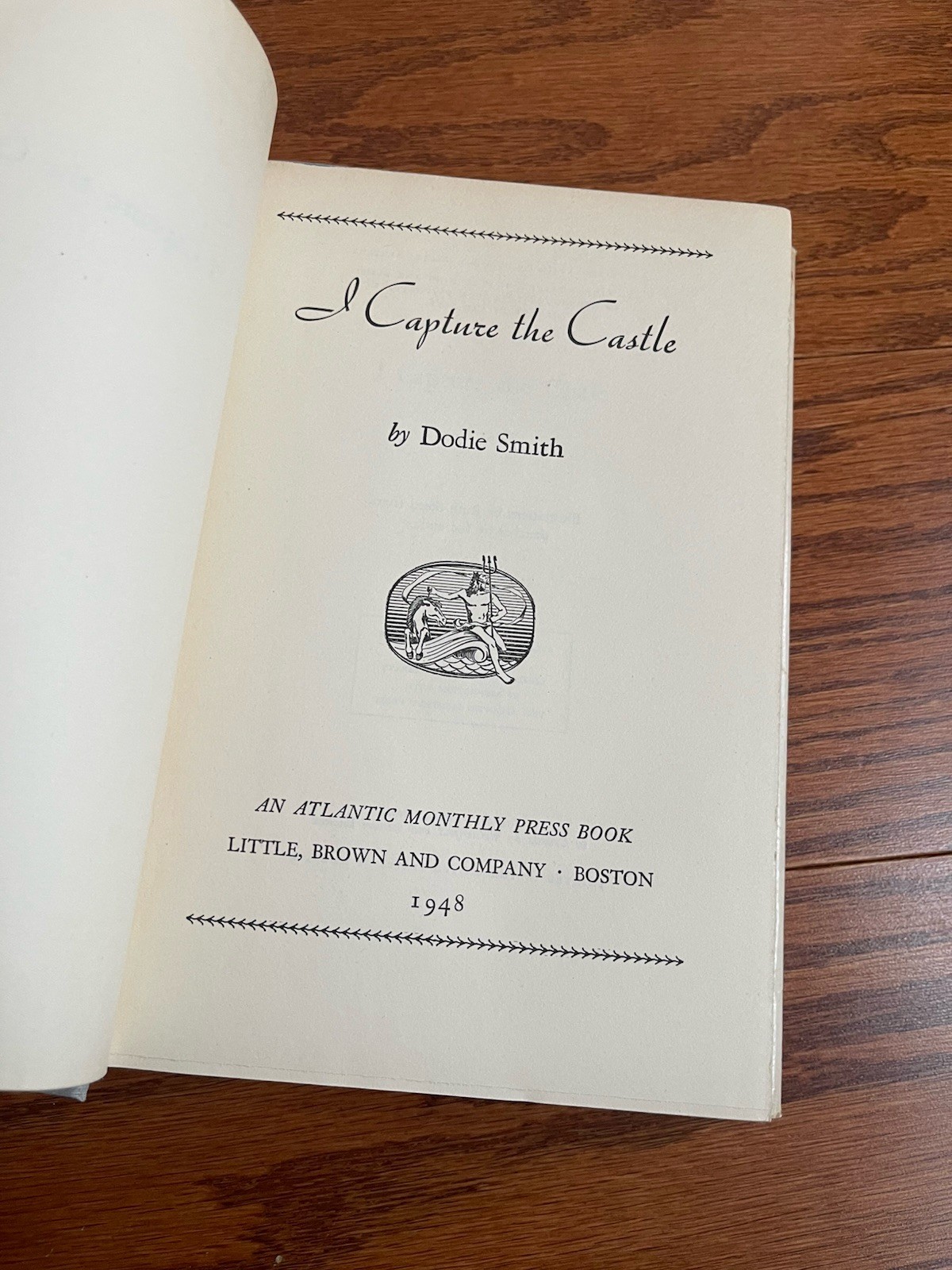 I Capture the Castle Dodie Smith 1948 Little Brown Book Club Edition w/ DJ HC