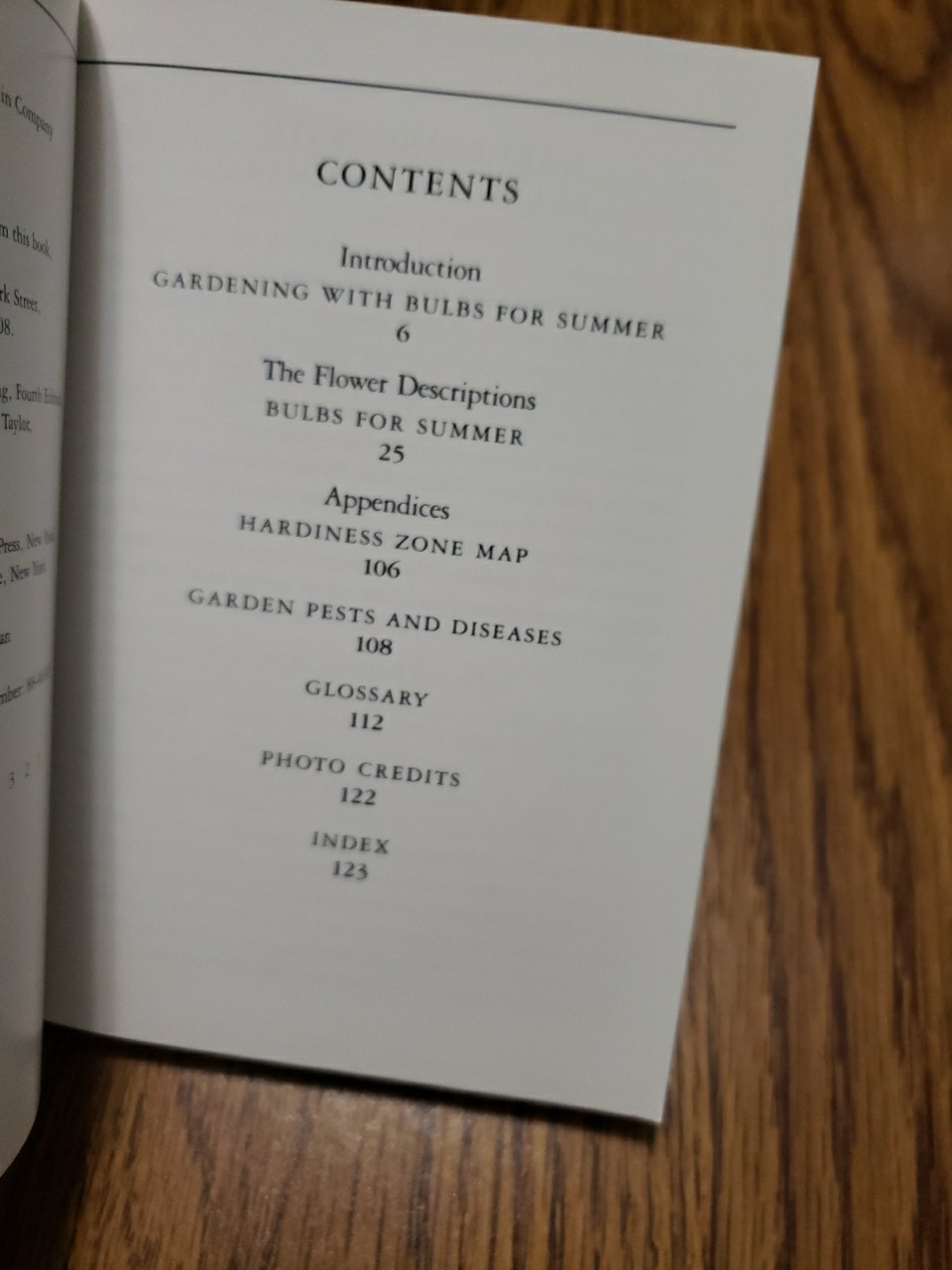 Taylor’s Pocket Guides to Old-Fashioned Roses & Bulbs for Summer 1989 Paperbacks