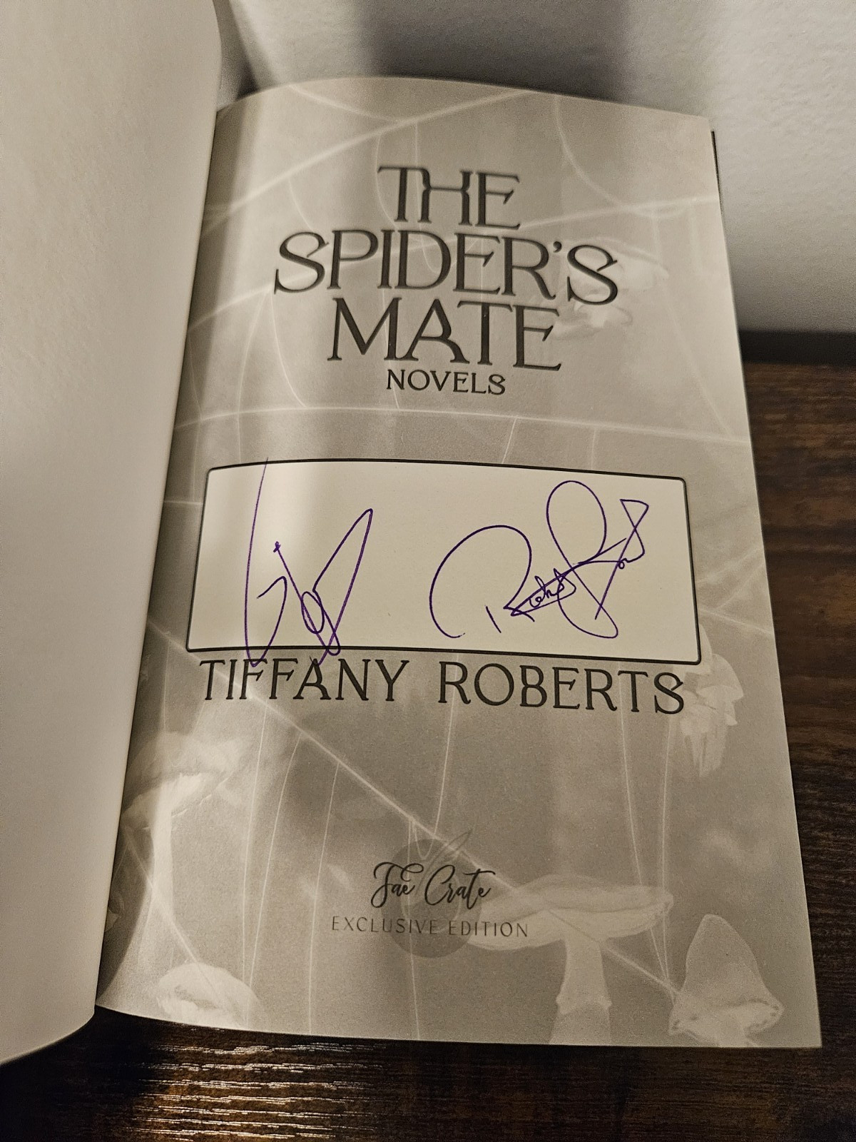 SIGNED FaeCrate The Spider’s Mate Trilogy by Tiffany Roberts & Slipcase Ensnared