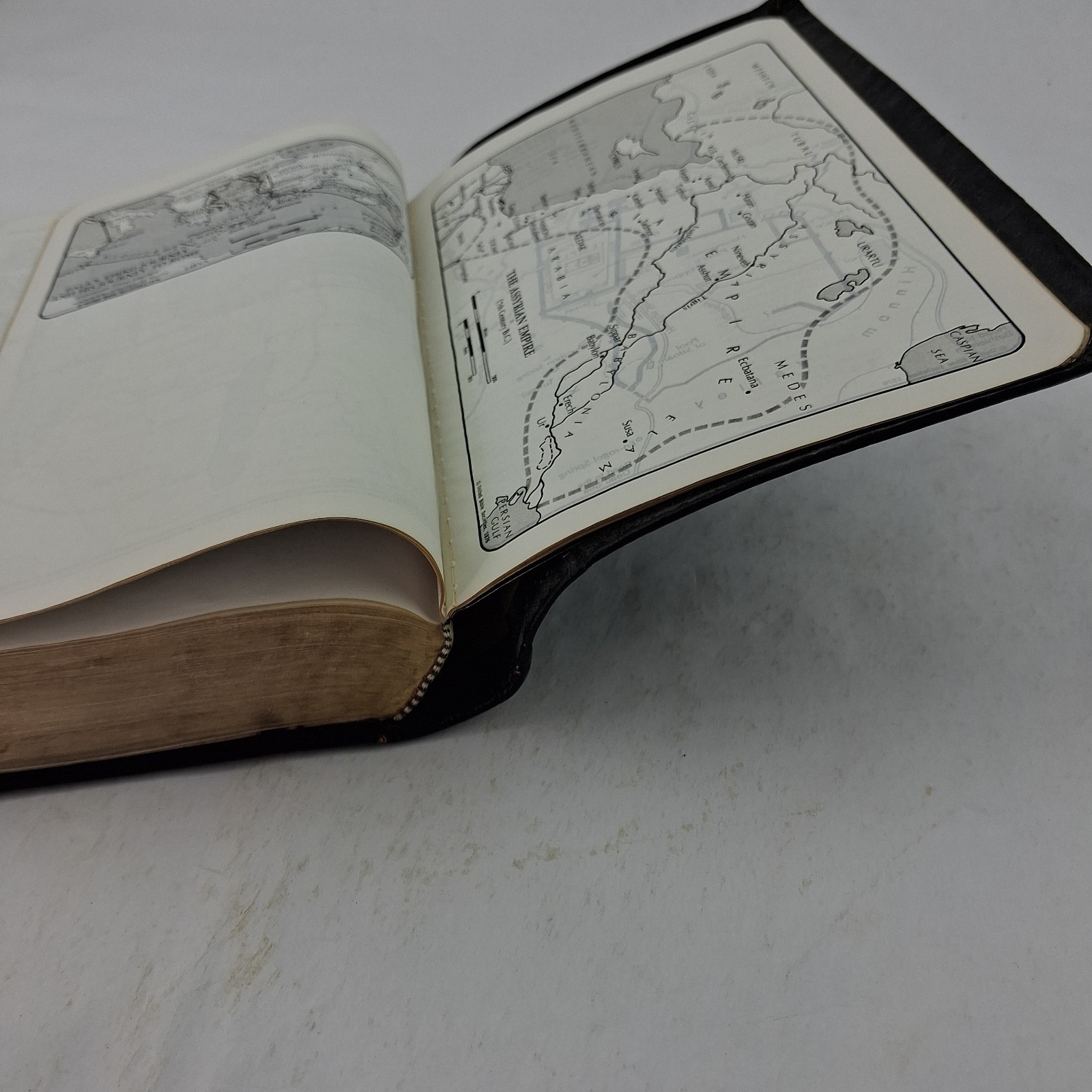Good News Bible (Today’s English Version) Red-Letter Leather, Collins World 1976