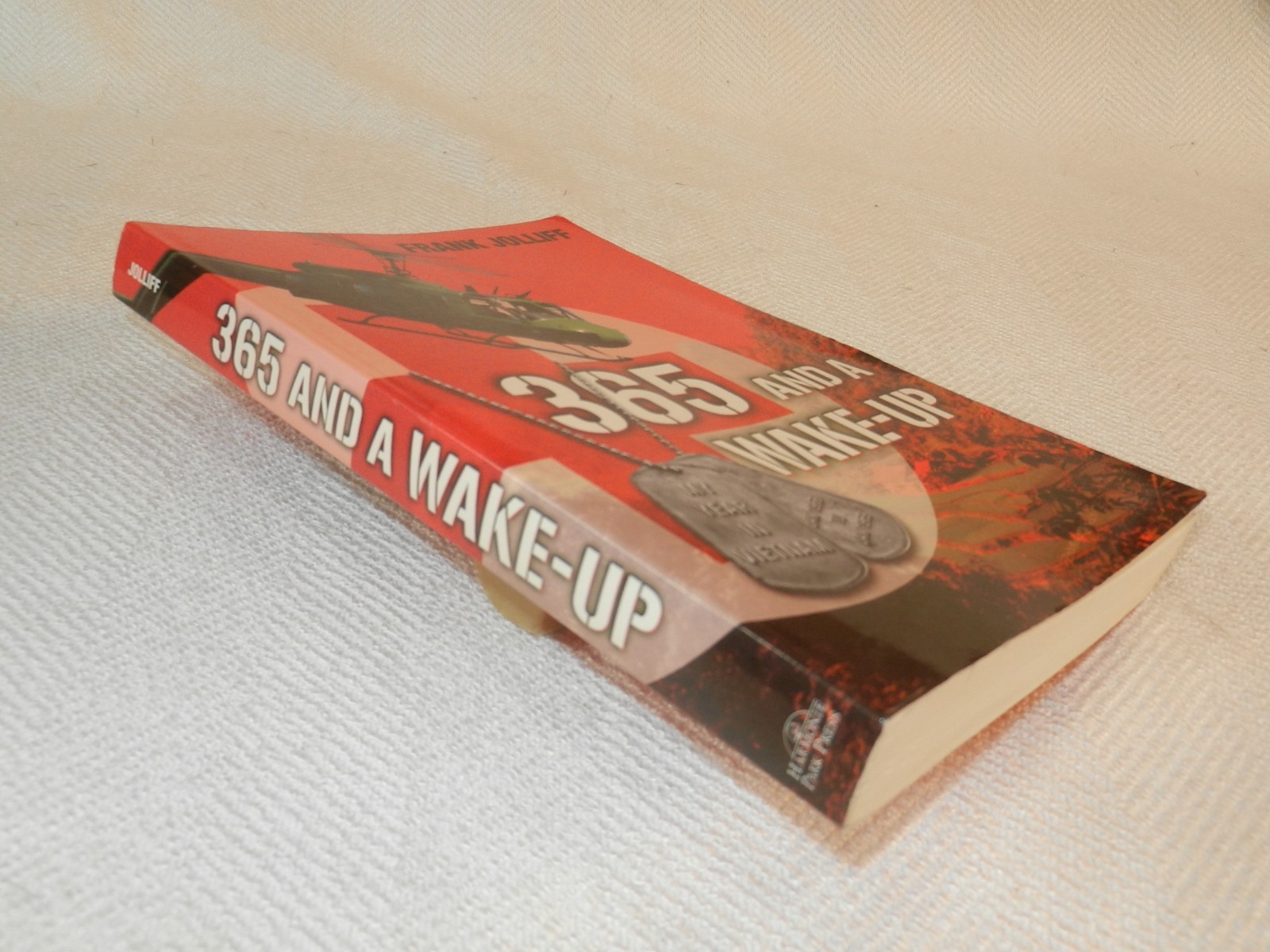 VIETNAM 1968 9th division 39th Infantry GI Medic memoir „365 AND A WAKE-UP“