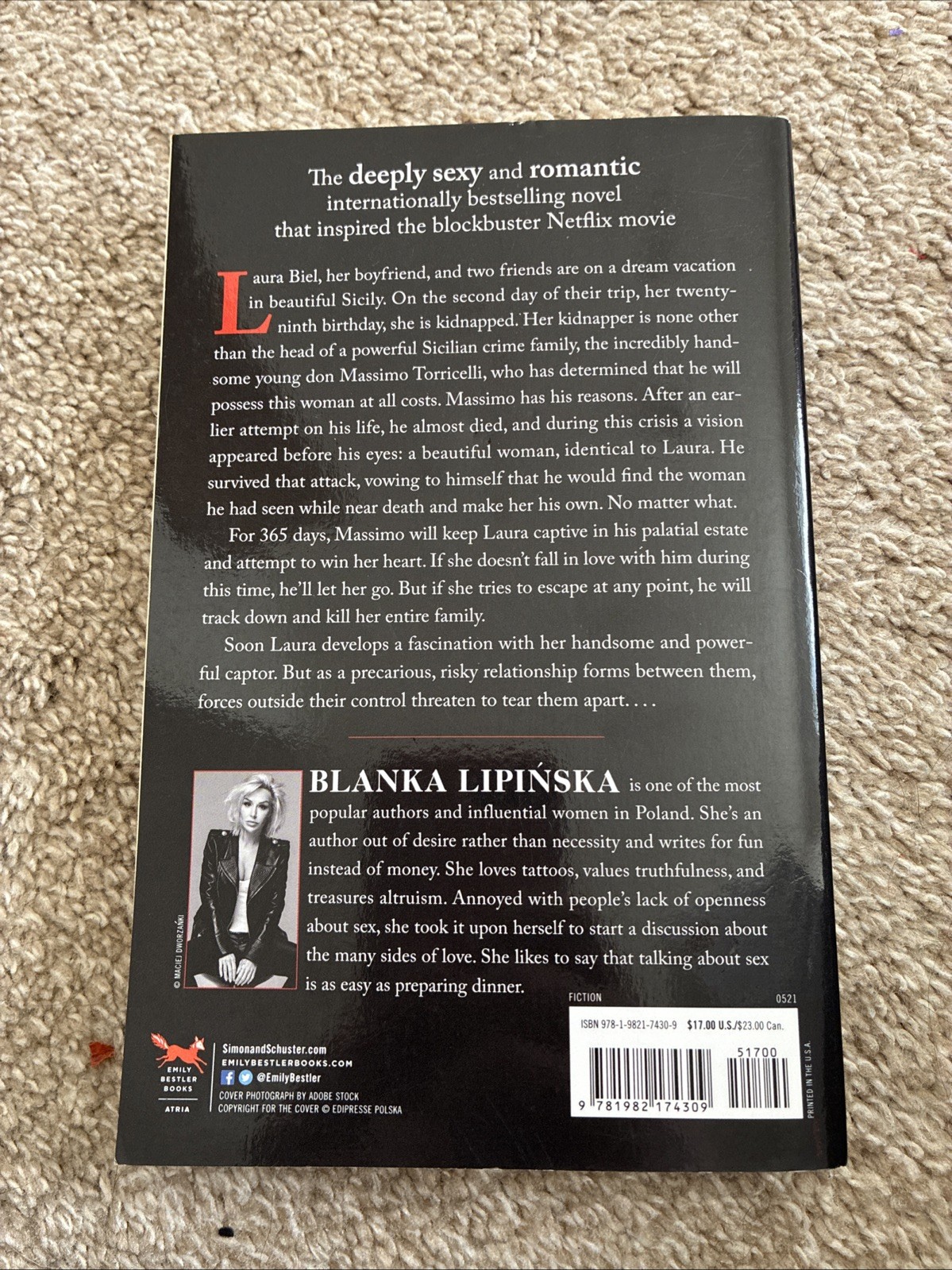 365 Days a Novel by Blanka Lipinska (2021, Trade Paperback)
