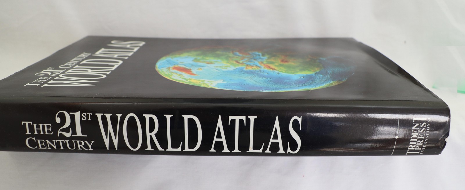 The 21st Century World Atlas🌎Trinity Press Large HC 2000 Illustrated Maps Italy