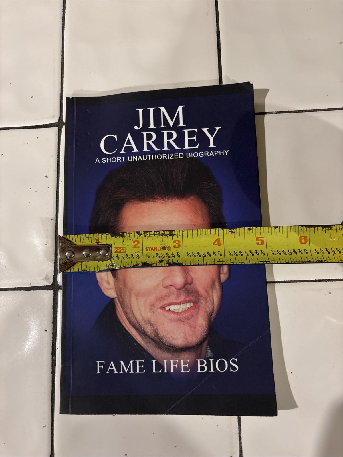 Jim Carrey Short Unauthorized Biography 39 Pages
