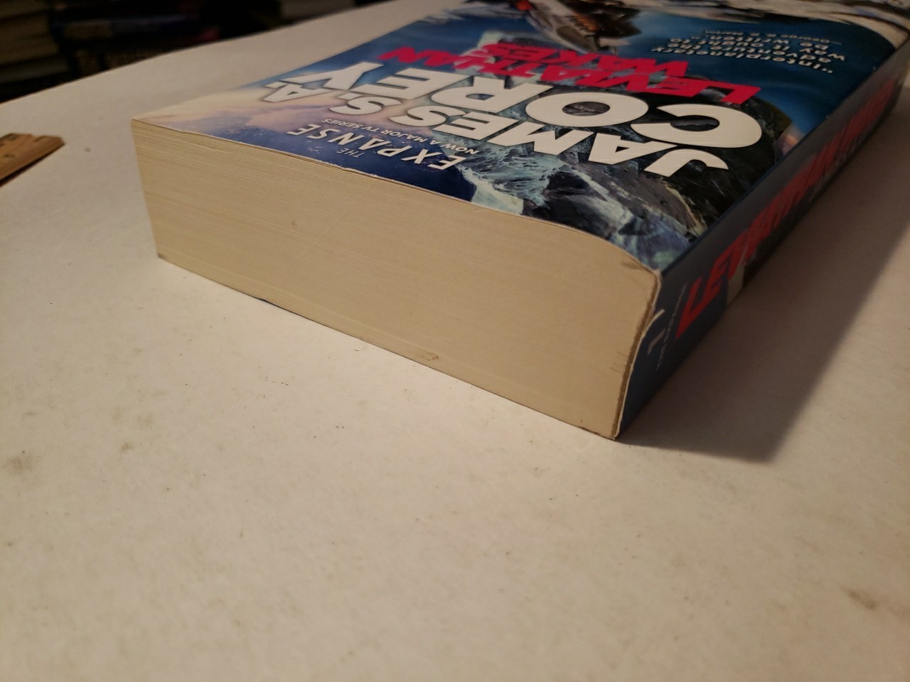 Leviathan Wakes Expanse Series Trade Paperback Book James S A Corey Scifi Space