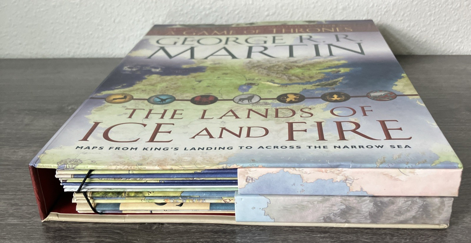 Lands of Ice and Fire (a Game of Thrones) : Maps from King’s Landing to Across..