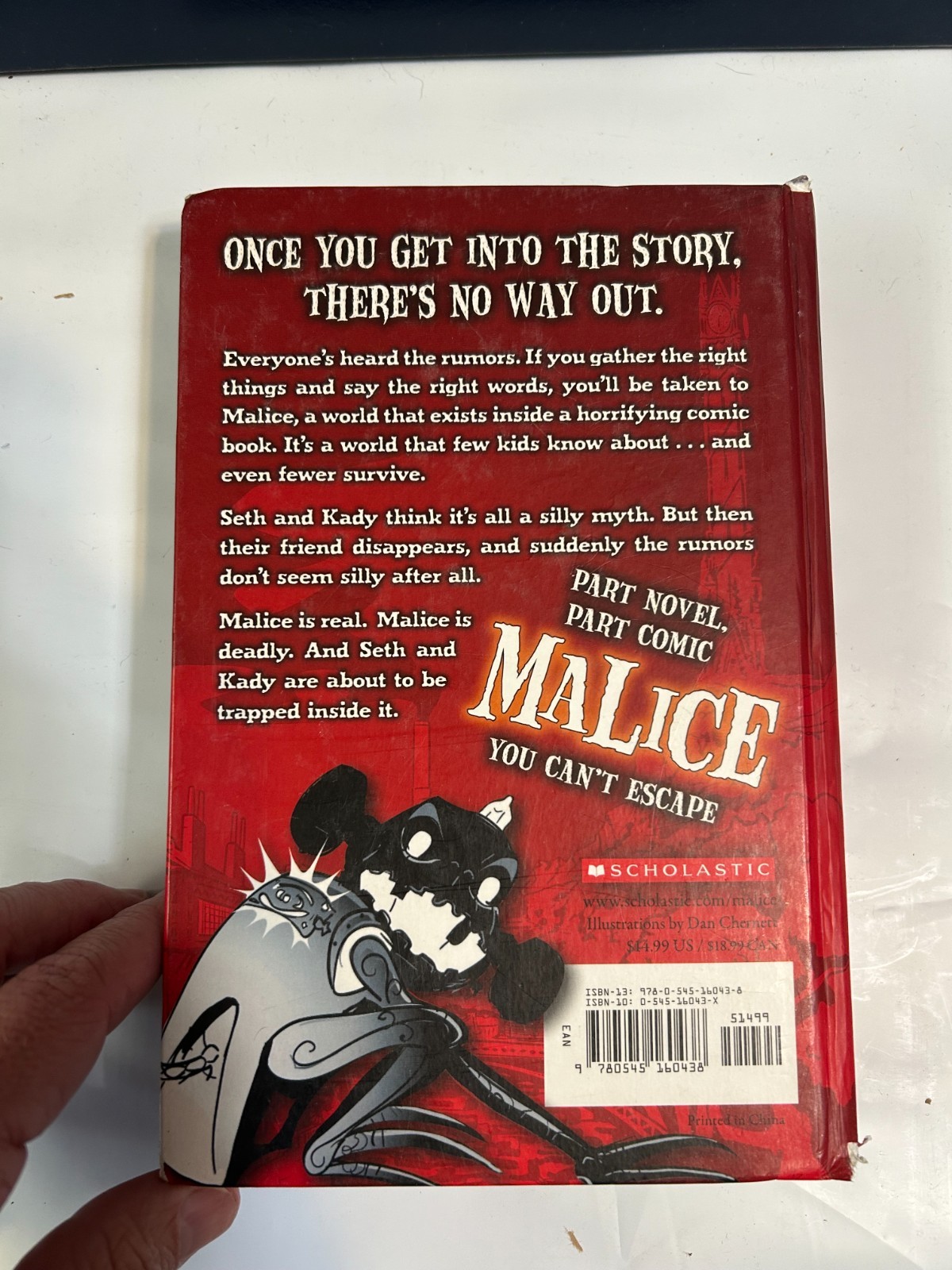Malice – Chris Wooding – 2009 First Edition With 3D Cover Art – Excellent Comic