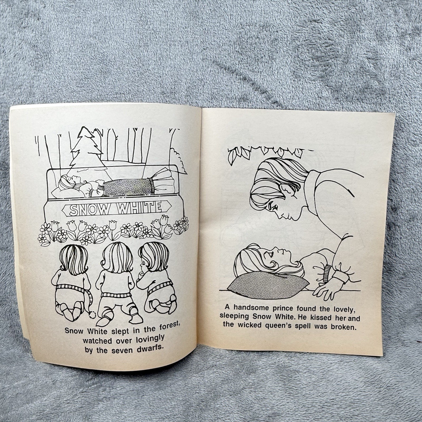 Snow White Vintage 1991 Coloring Book Color Me Fairy Tales 10.5” x 8” USA Made