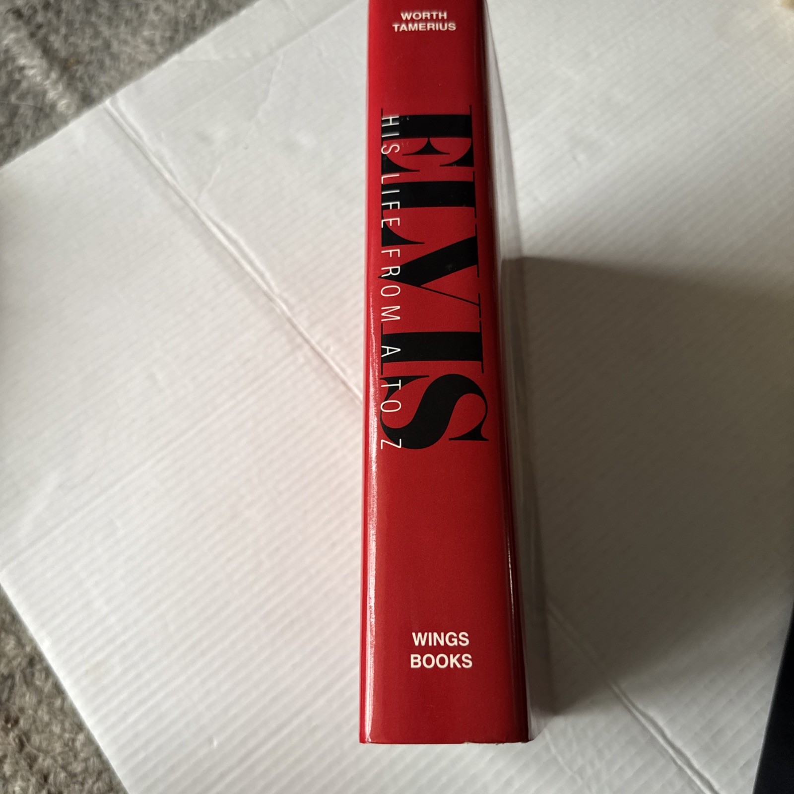 „Elvis His Life From A to Z“ Hardcover 620 pages By Fred Worth Steve Tamerius