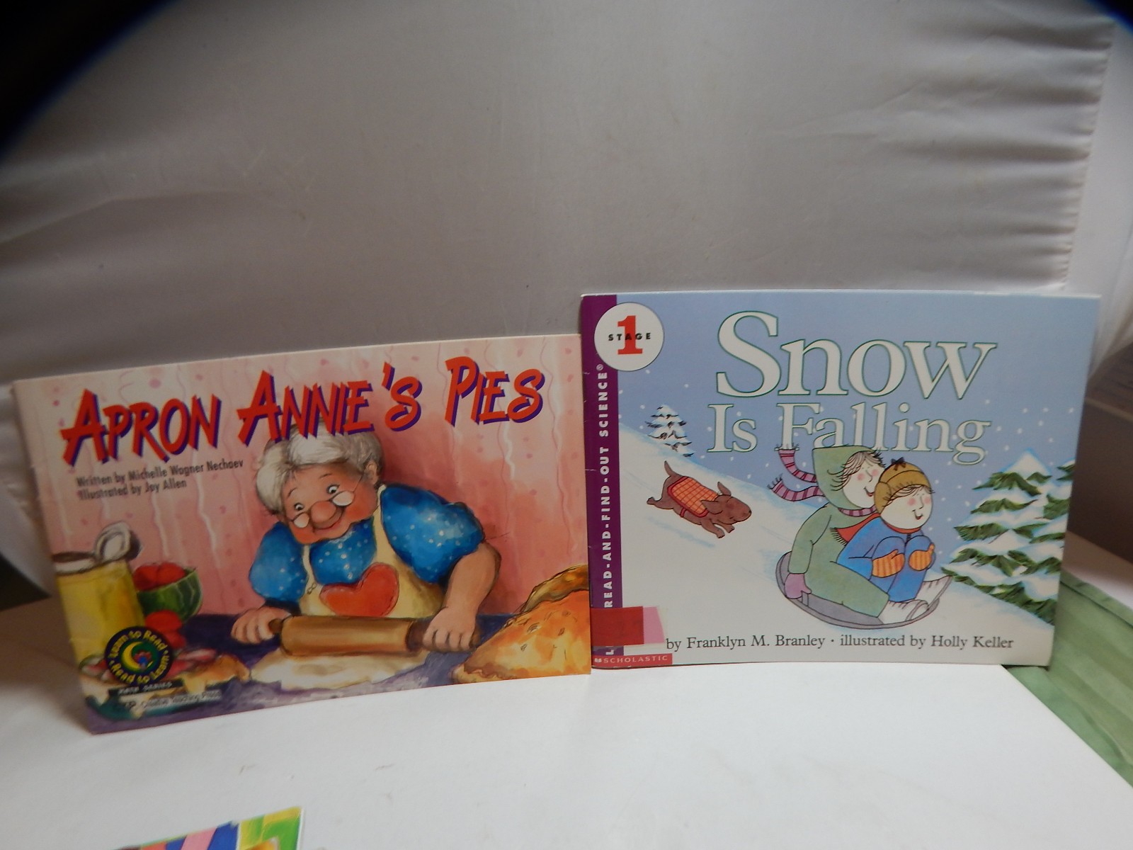 22 Juvenile Fiction Books Paperback Various Titles VArious Authors Lot of 22