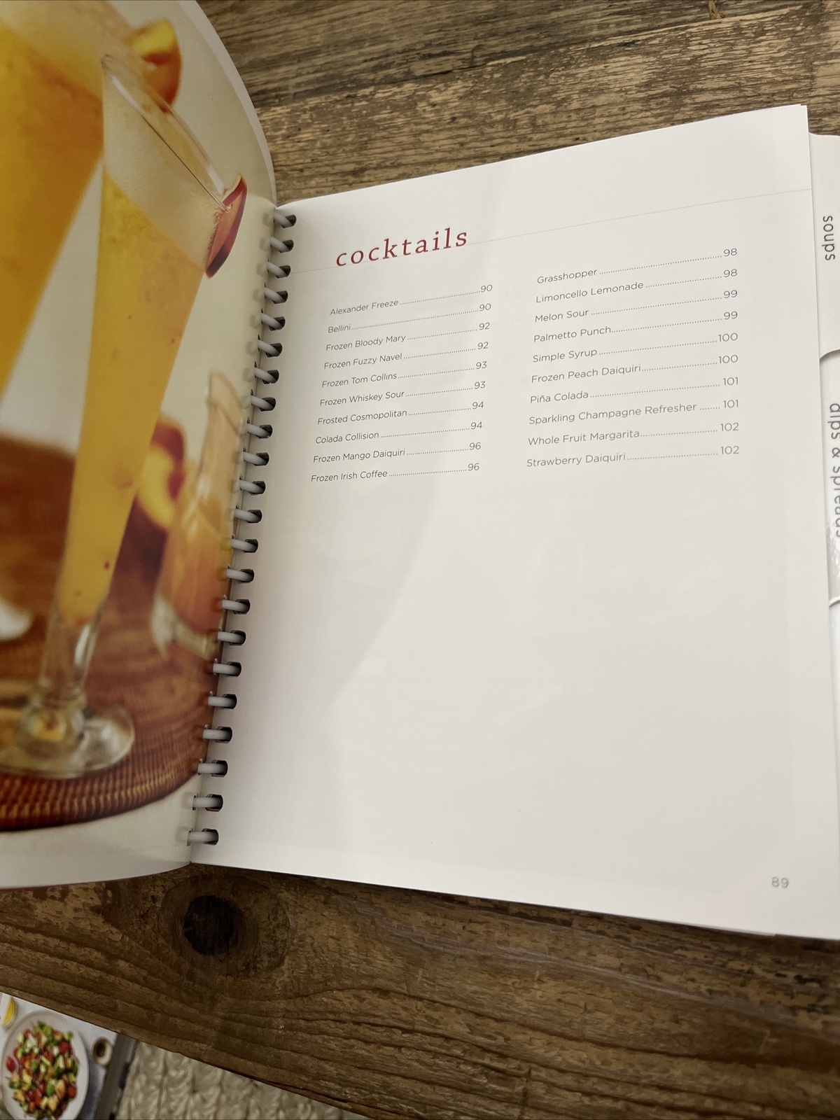 Vitamix CREATIONS Recipe Book 2012 372 Pages Cocktails Milkshakes Soups Breads