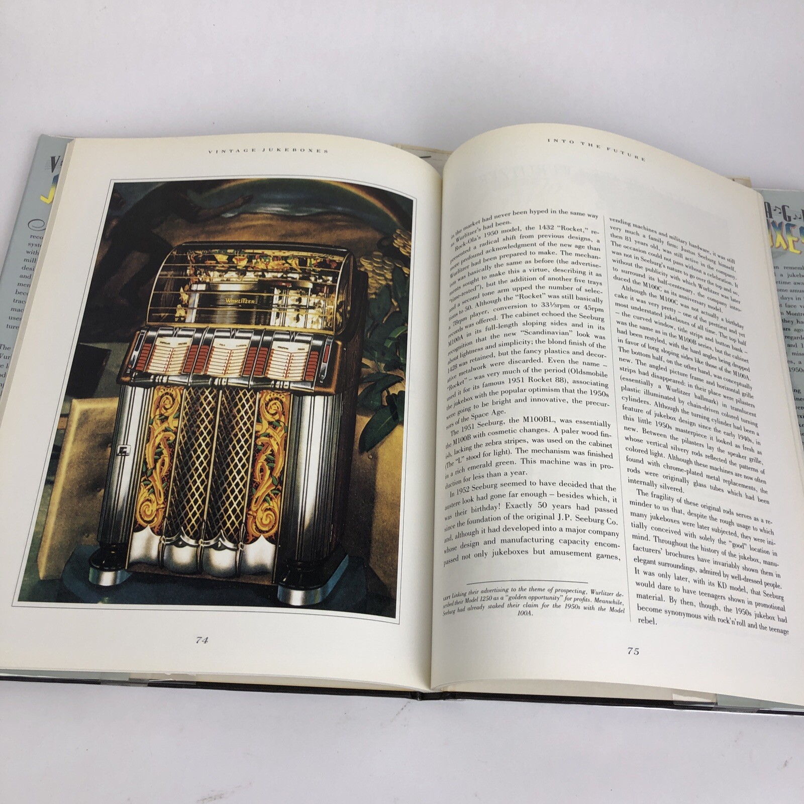 VINTAGE JUKEBOXES THE HALL OF FAME CHRISTOPHER PEARCE HARDBOUND 125 PAGES + More