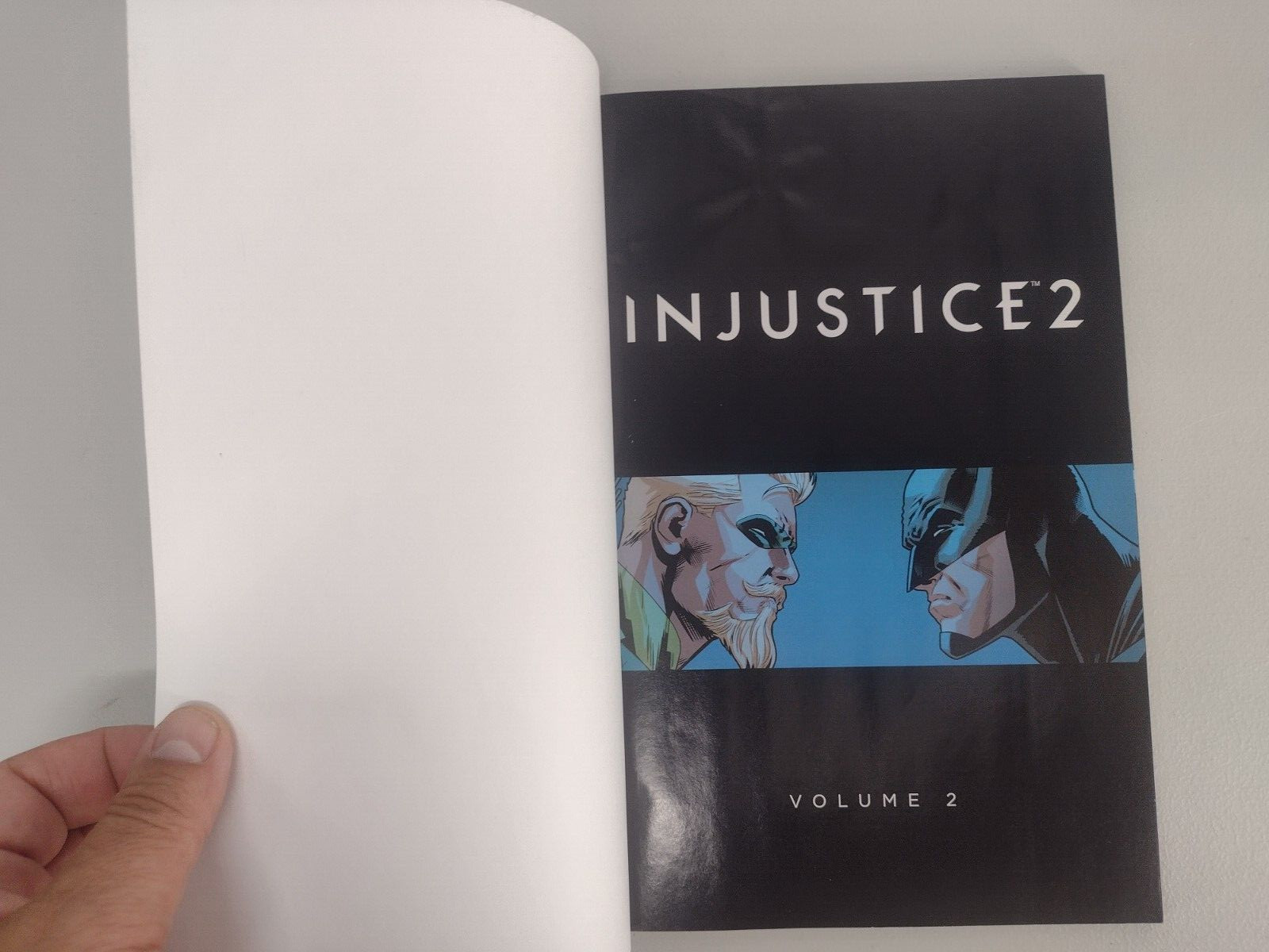 Injustice Lot of 8 – Gods Among Us Etc – DC Comics