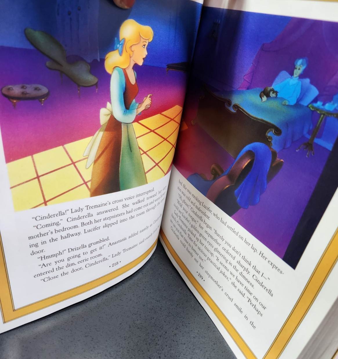 Princess Treasury by Disney Books 2001 First Edition Very Good Tight Binding