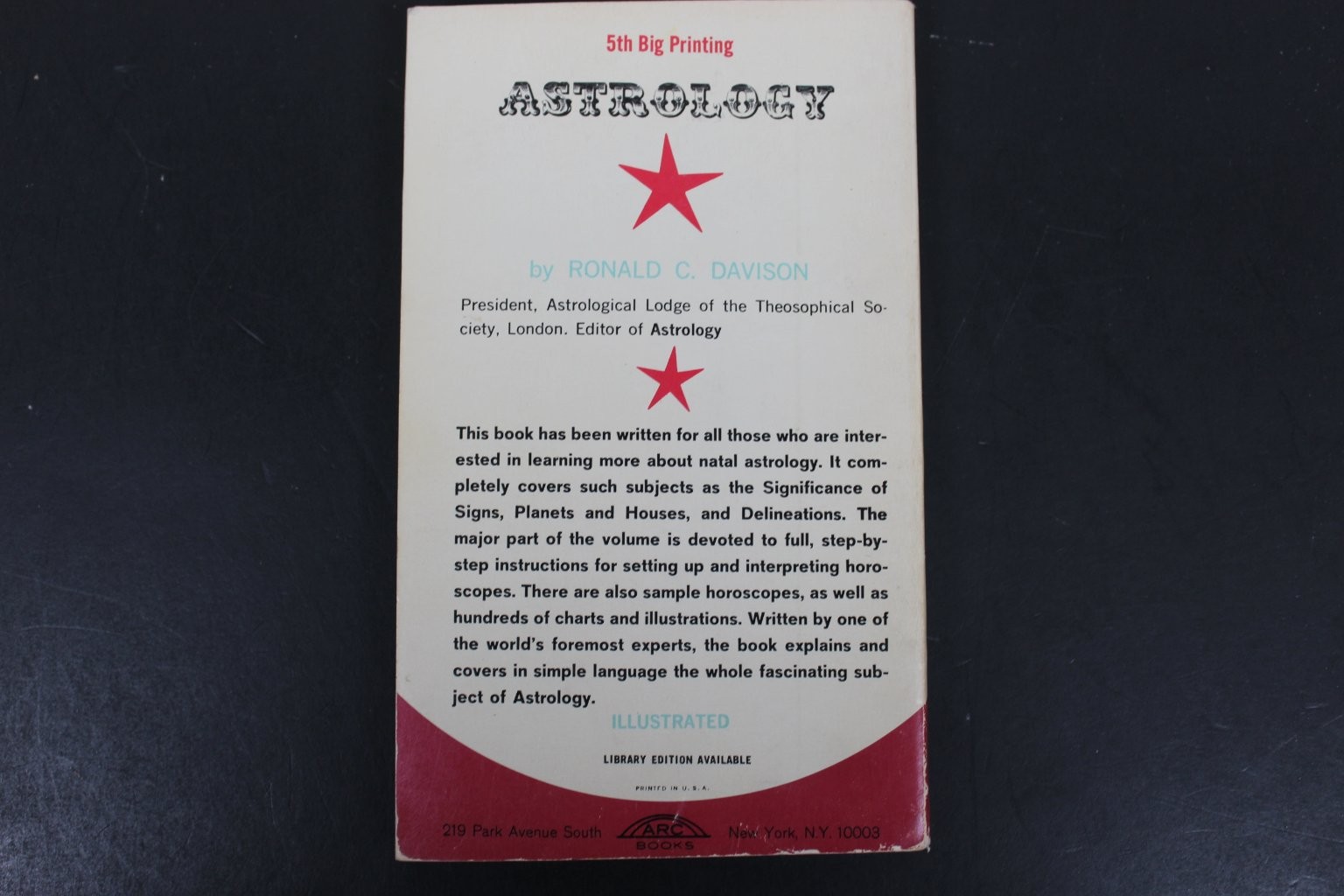 Astrology Ronald C. Davison 1969 Fifth Printing Horoscope ARC Books Illustrated