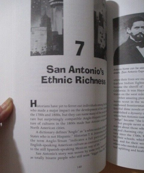 San Antonio The Enchanted City By Jennings PAPERBACK BOOK 367 Pages 1998