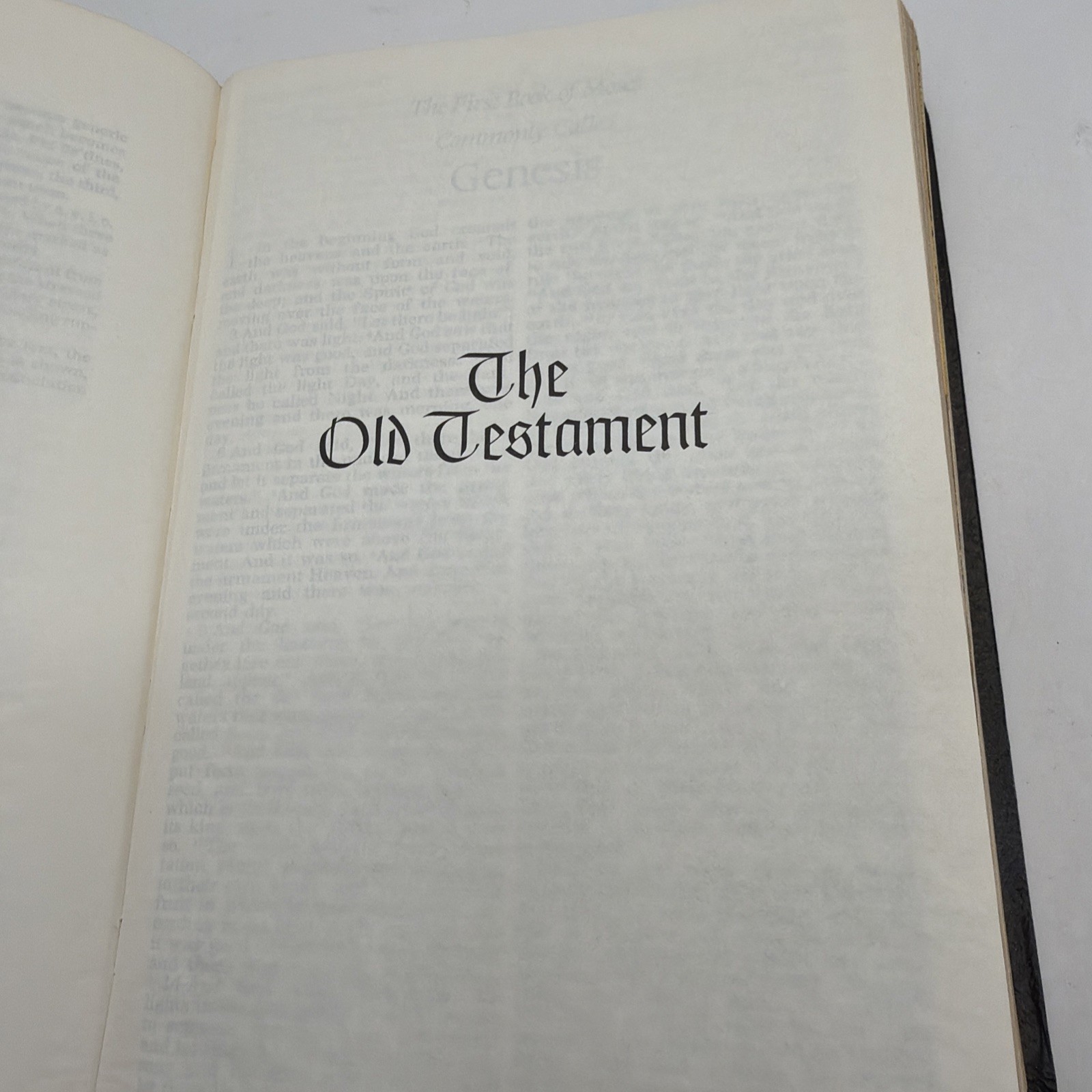 VTG 1971 Holy Bible Black Genuine Leather Revised Standard Version Melton No Rl
