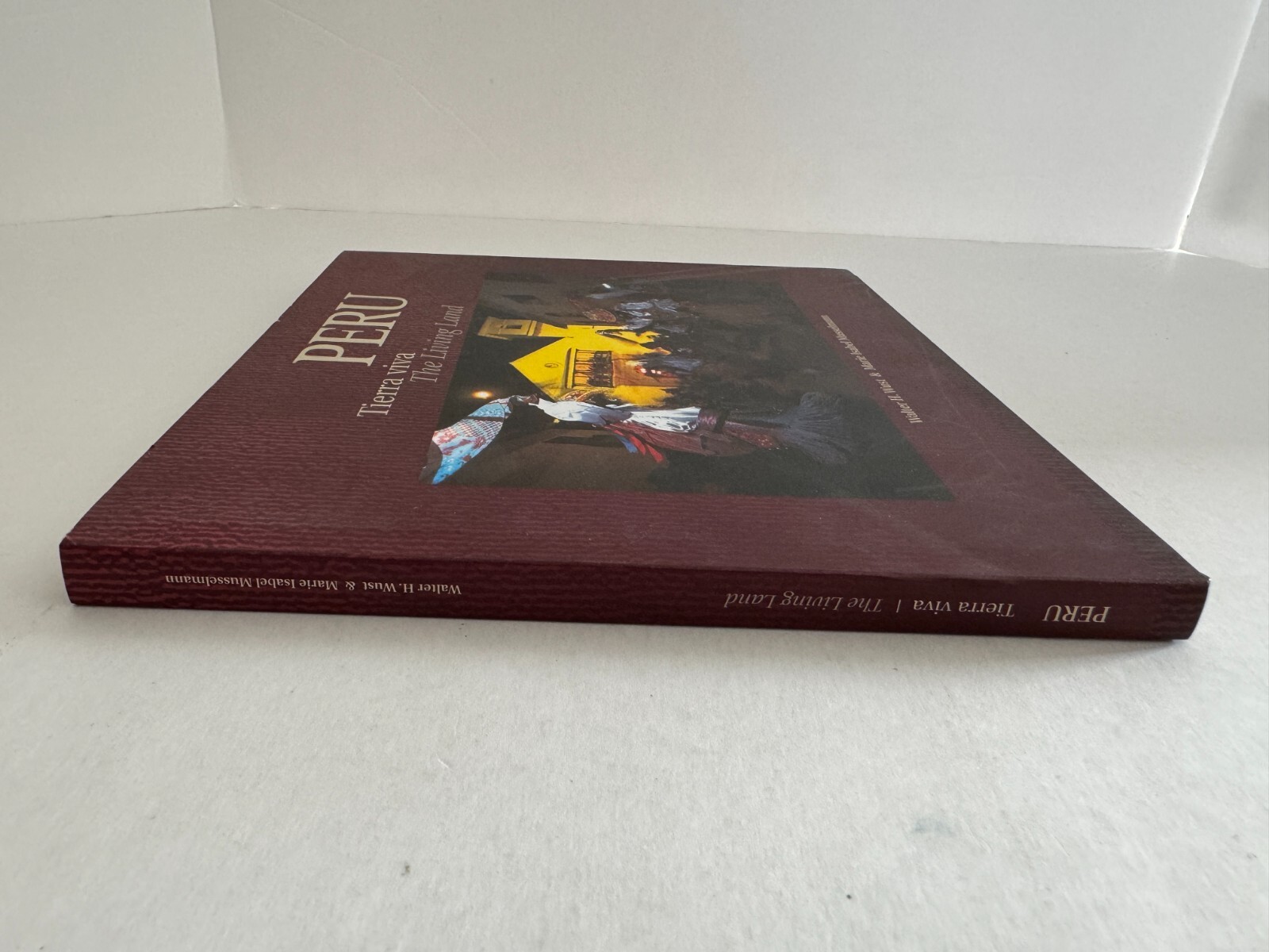 Peru The Living Land Book Tierra Viva Andes Amazon Plains English and Spanish