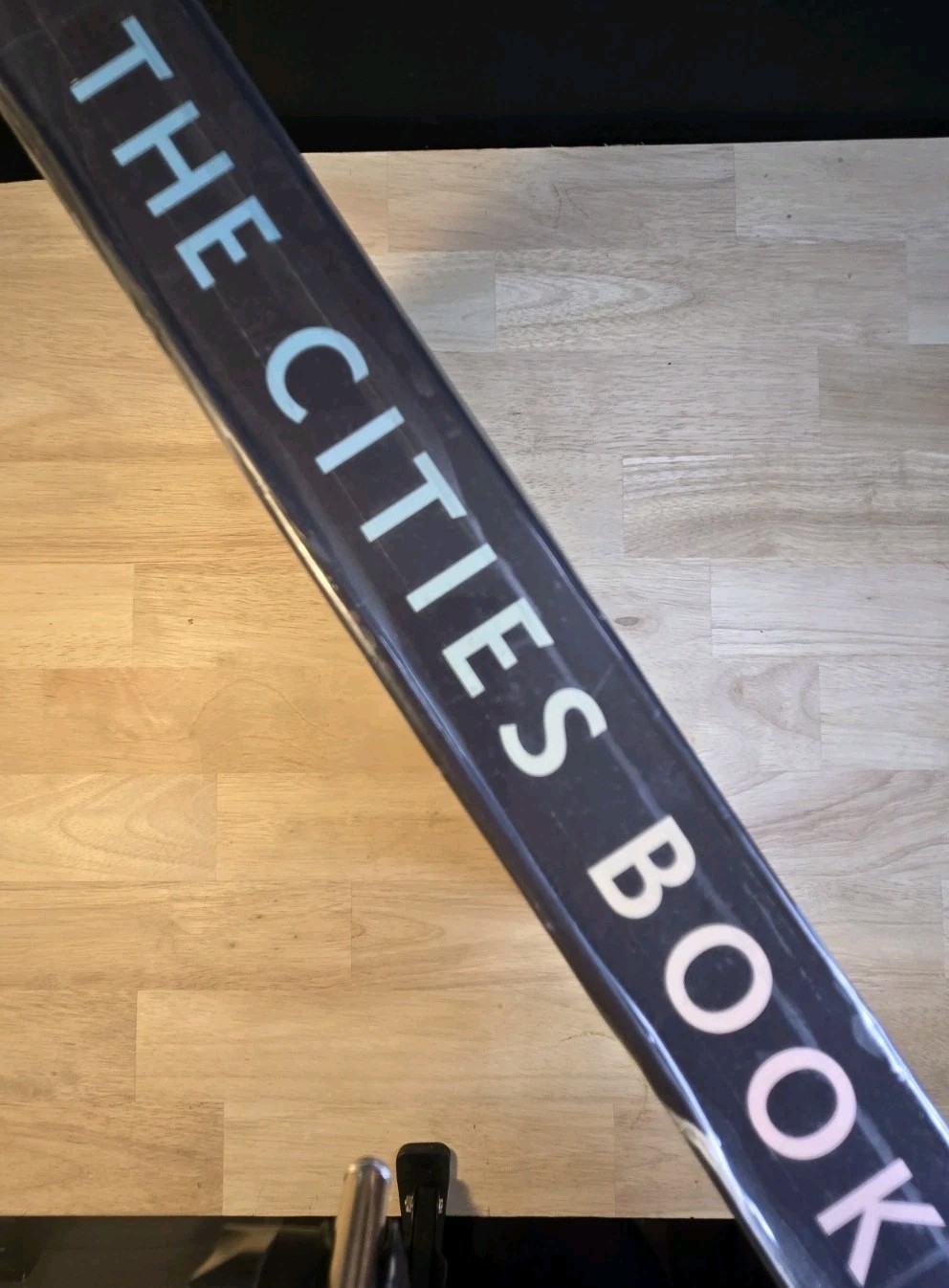 The Cities Book: A Journey Through The Bes- Lonely Planet, 1741047315, hardcover