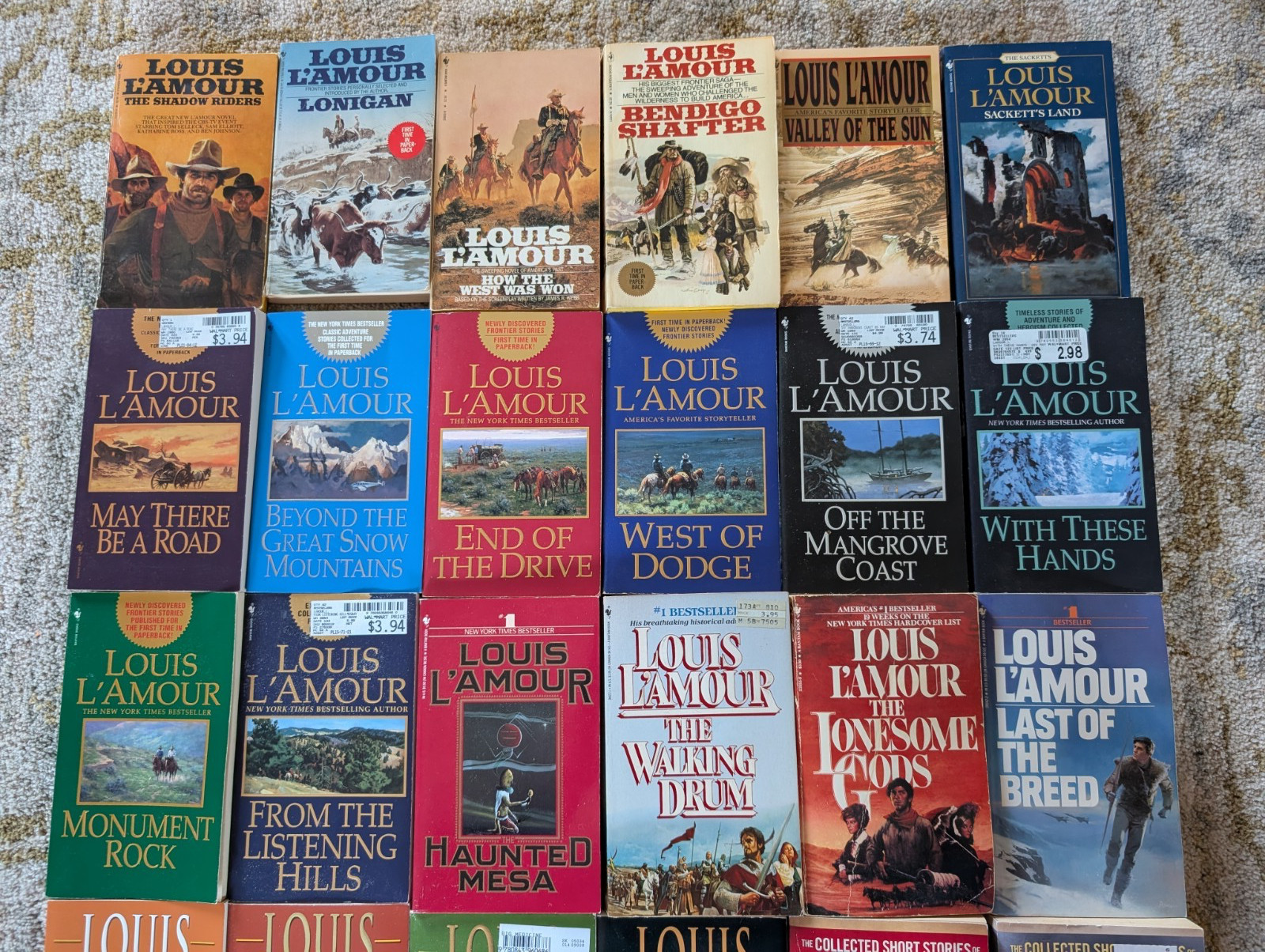 Lot of 30 Louis L’Amour Paperback western Books Novels 1980’s-Early 2010’s