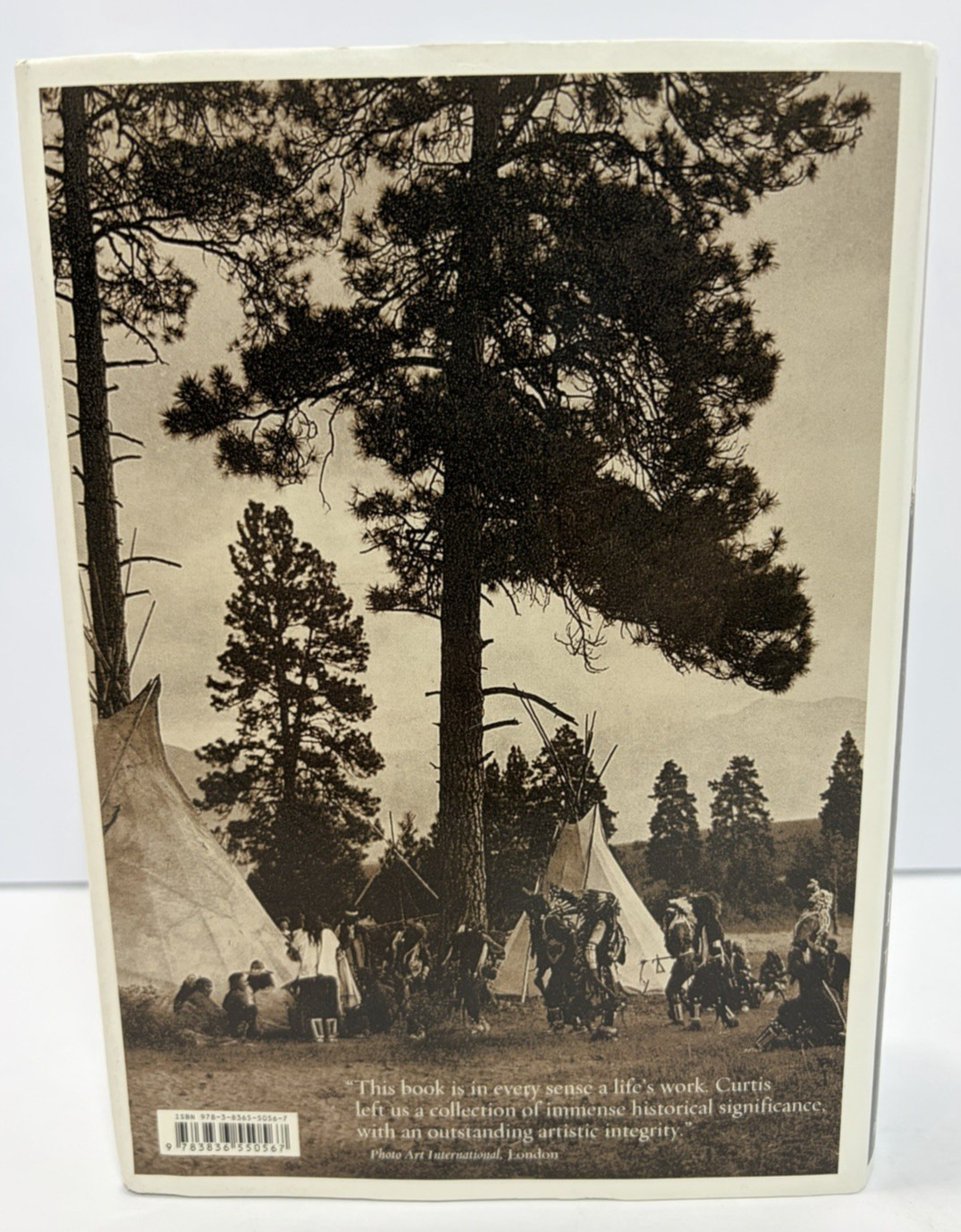 2020 „The North American Indian: The Complete Portfolios“ by Edward S. Curtis