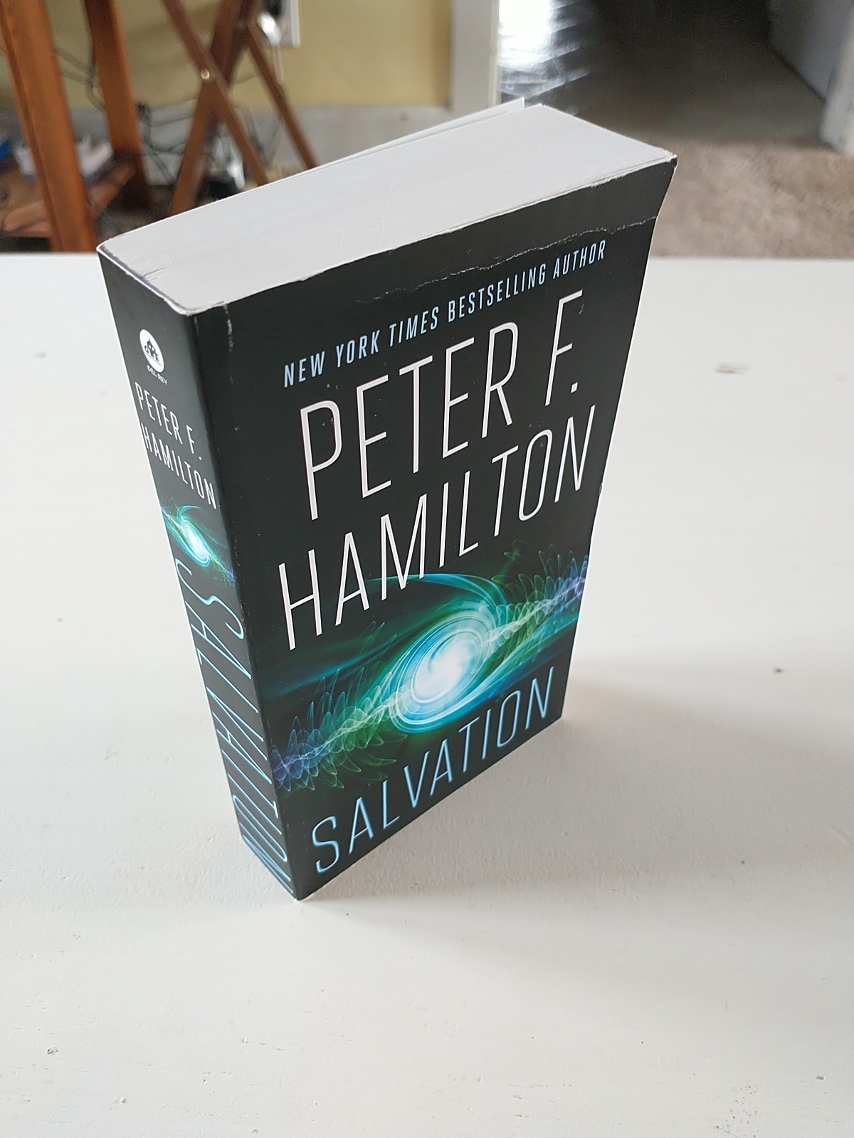 Salvation : A Novel by Peter F. Hamilton (2019, Us-Tall Rack Paperback)