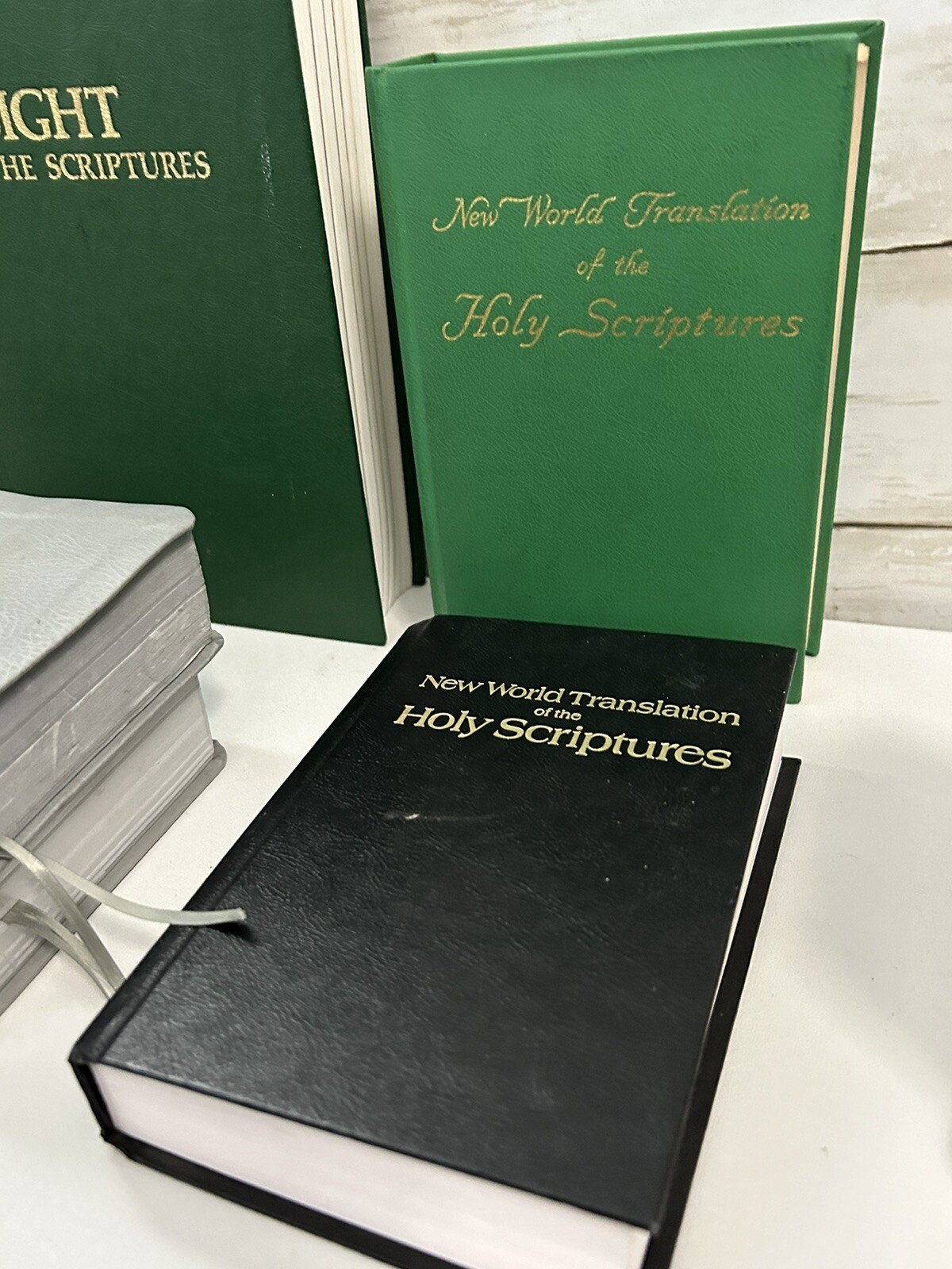 The New World Translation of THE HOLY Scriptures & Insight on Scripture Vol 1