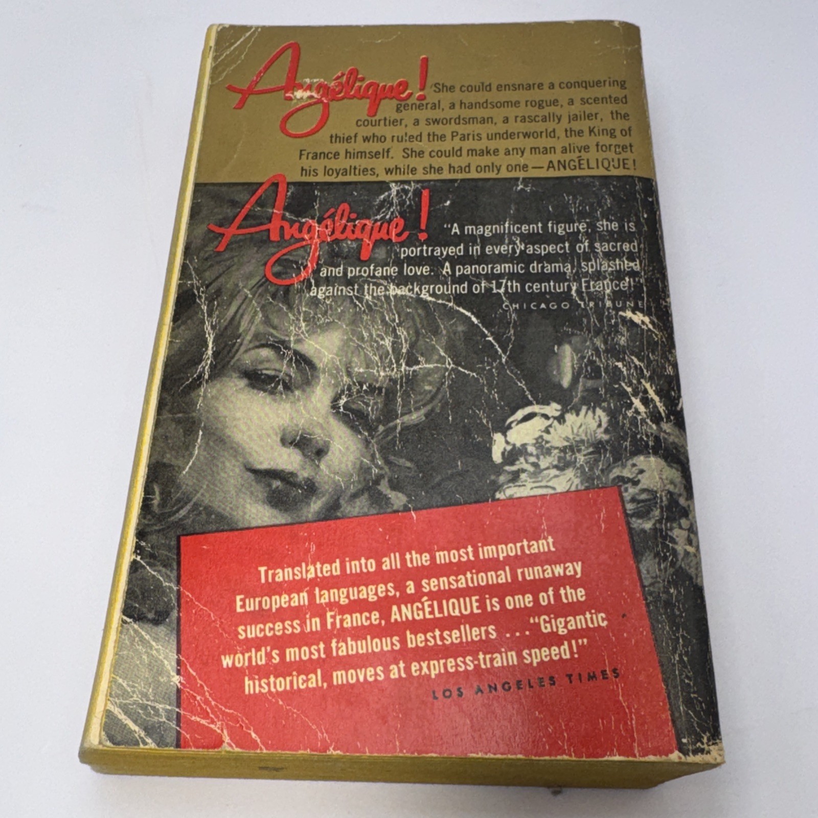 Angelique book 1 by Sergeanne Golon paperback 1960 pub.