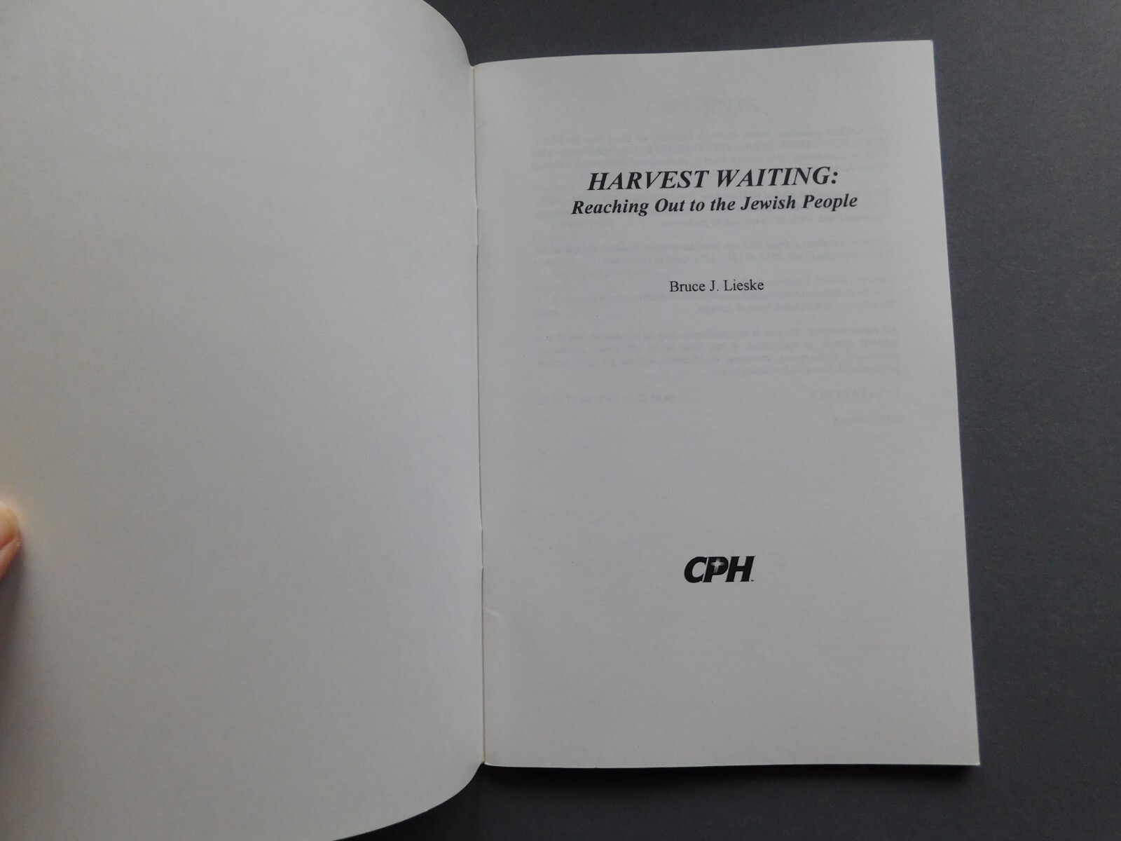 Harvest Waiting: Reaching Out to Jewish People – Bruce Lieske – 1995 paperback