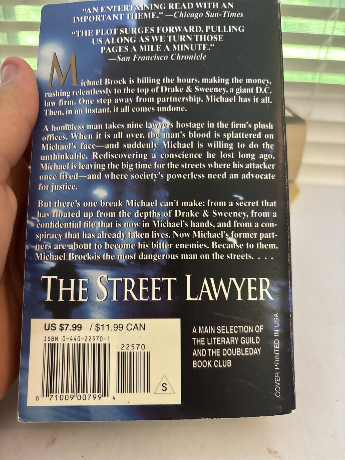 Lot of 10 – John Grisham – Mass paperback books – FREE SHIPPING