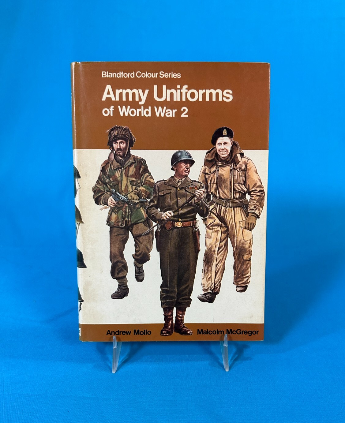 ARMY UNIFORMS OF WORLD WAR 2, Andrew Mollo, HC/DJ/183p/1973, Blandford Press