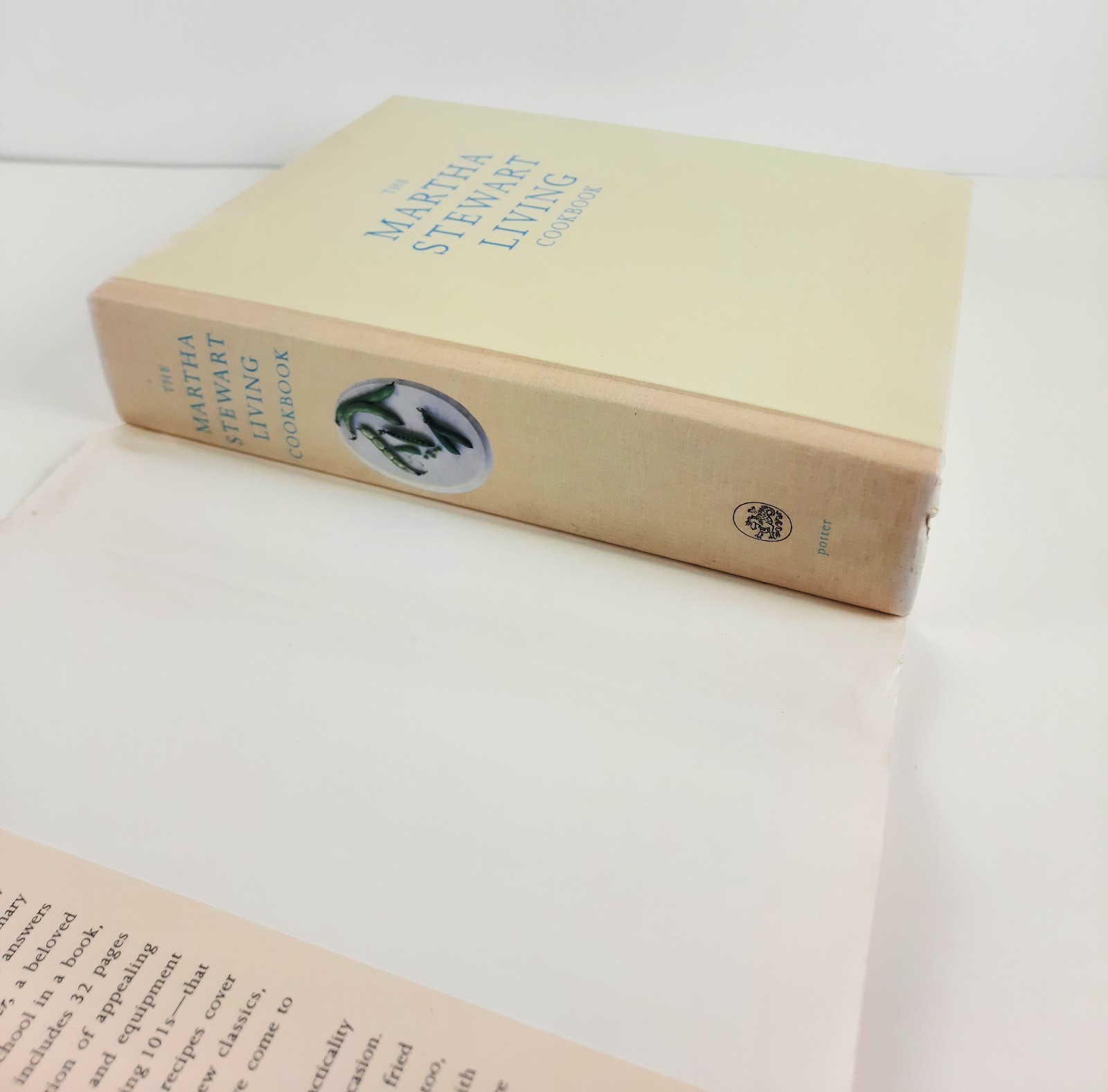 1ST EDITION Martha Stewart Living Cookbook by Martha Stewart (2000) 592 pp